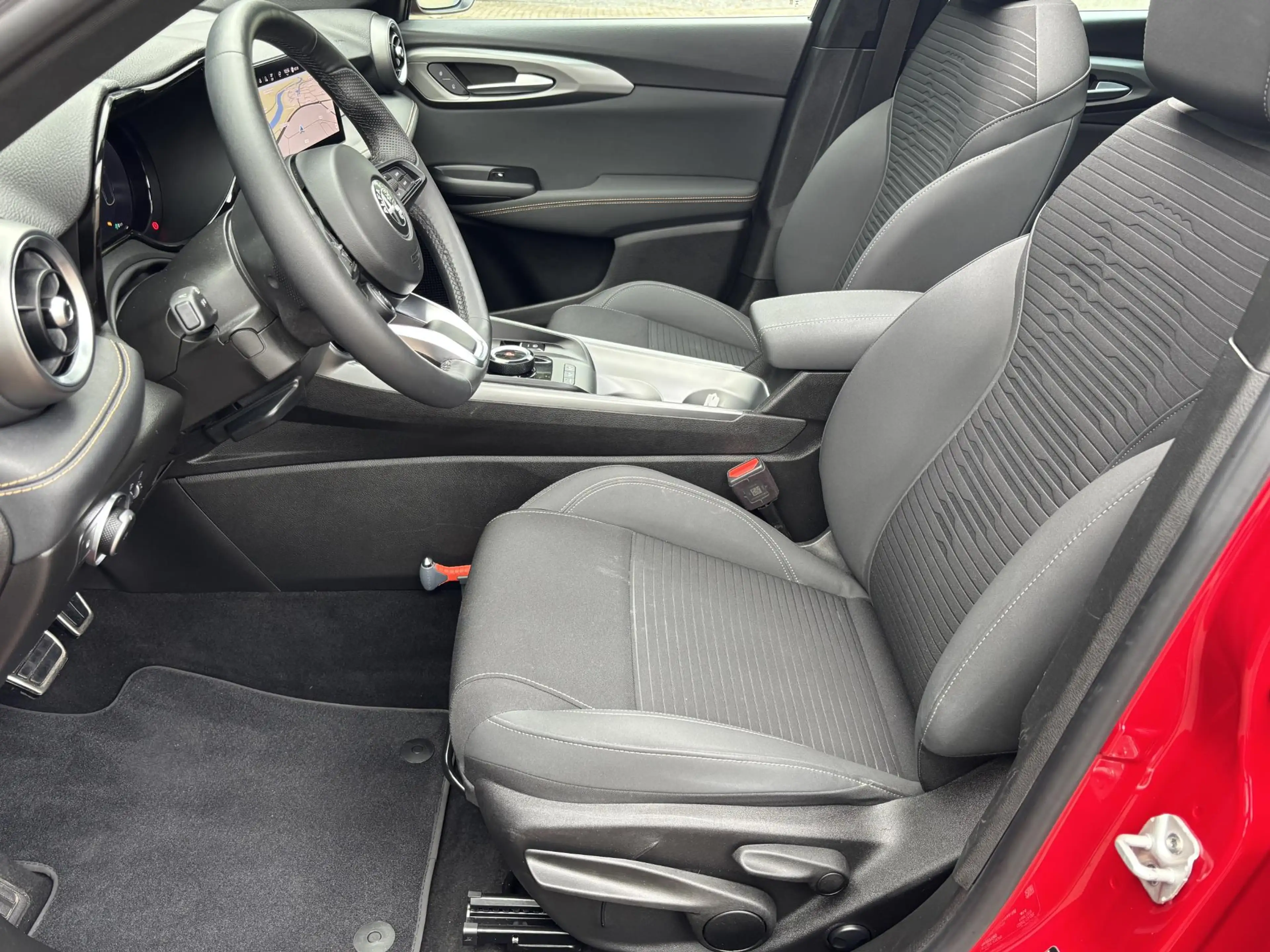 Alfa Romeo Tonale 1.3T PHEV Edizione Business | Schuifdak | Rondomzi — photo 10