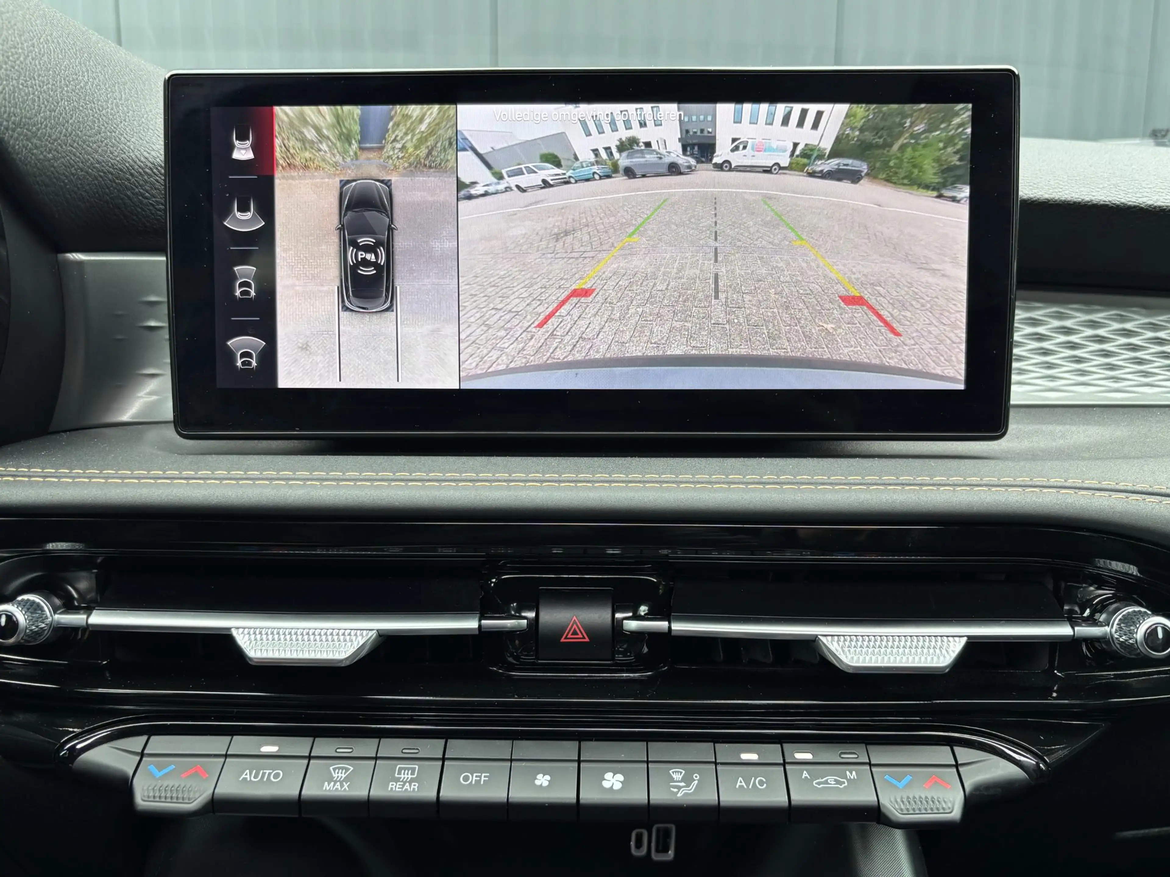 Alfa Romeo Tonale 1.3T PHEV Edizione Business | Schuifdak | Rondomzi — photo 13