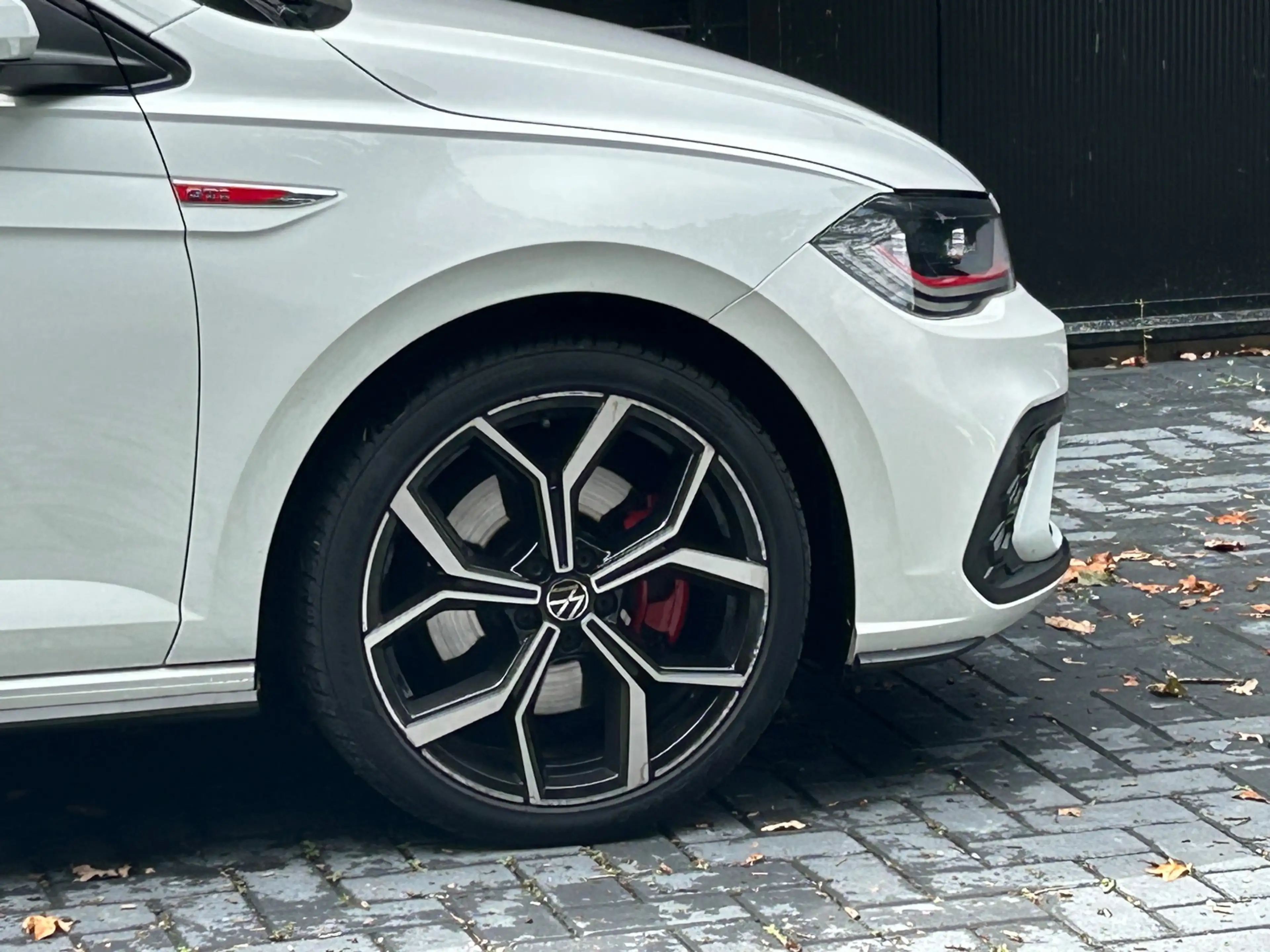 Volkswagen Polo GTI 2.0 TSI PANO/VIRTUAL/CARPLAY/CAMERA/NETTE AUTO/APK — photo 15