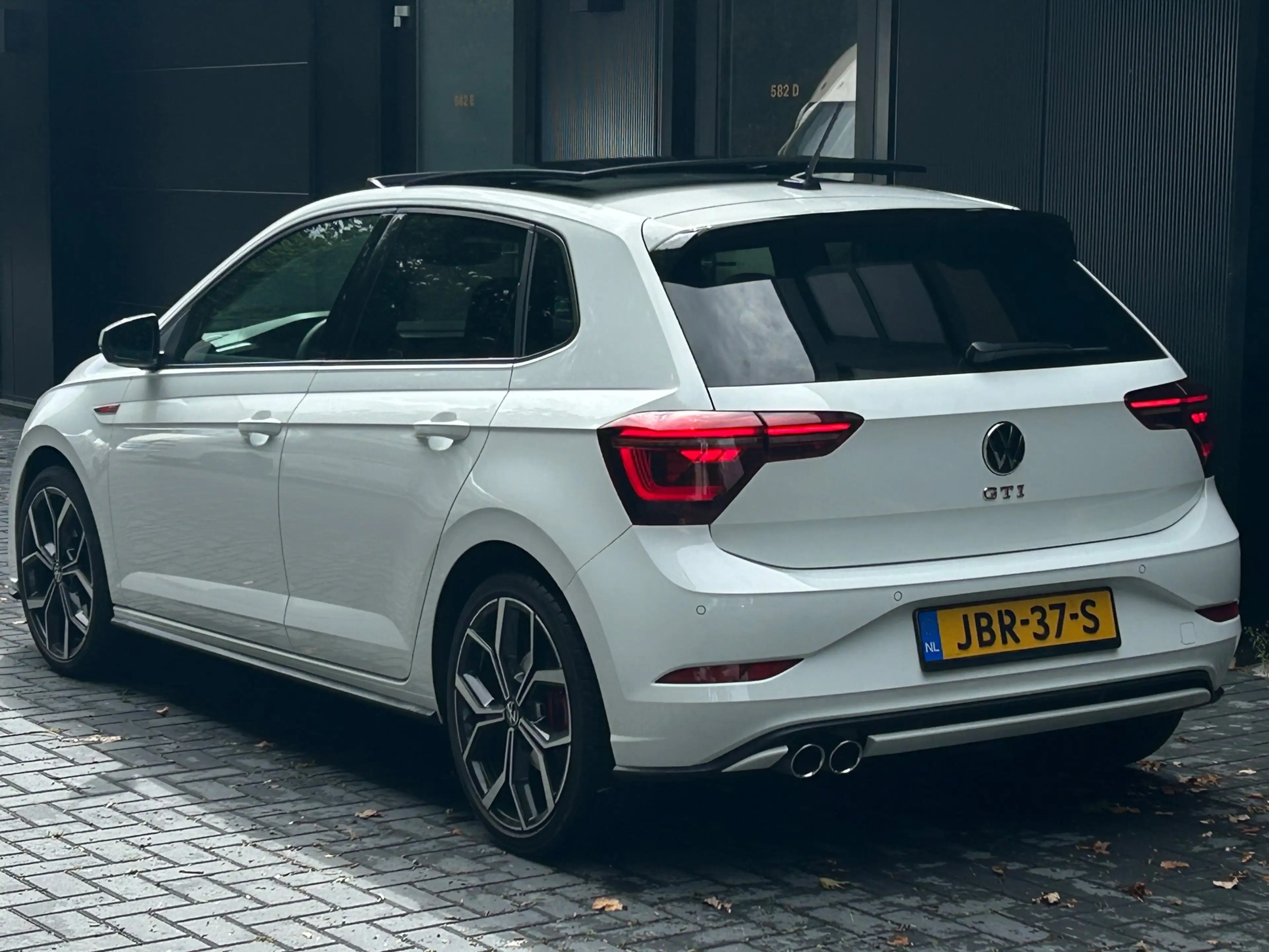 Volkswagen Polo GTI 2.0 TSI PANO/VIRTUAL/CARPLAY/CAMERA/NETTE AUTO/APK — photo 10