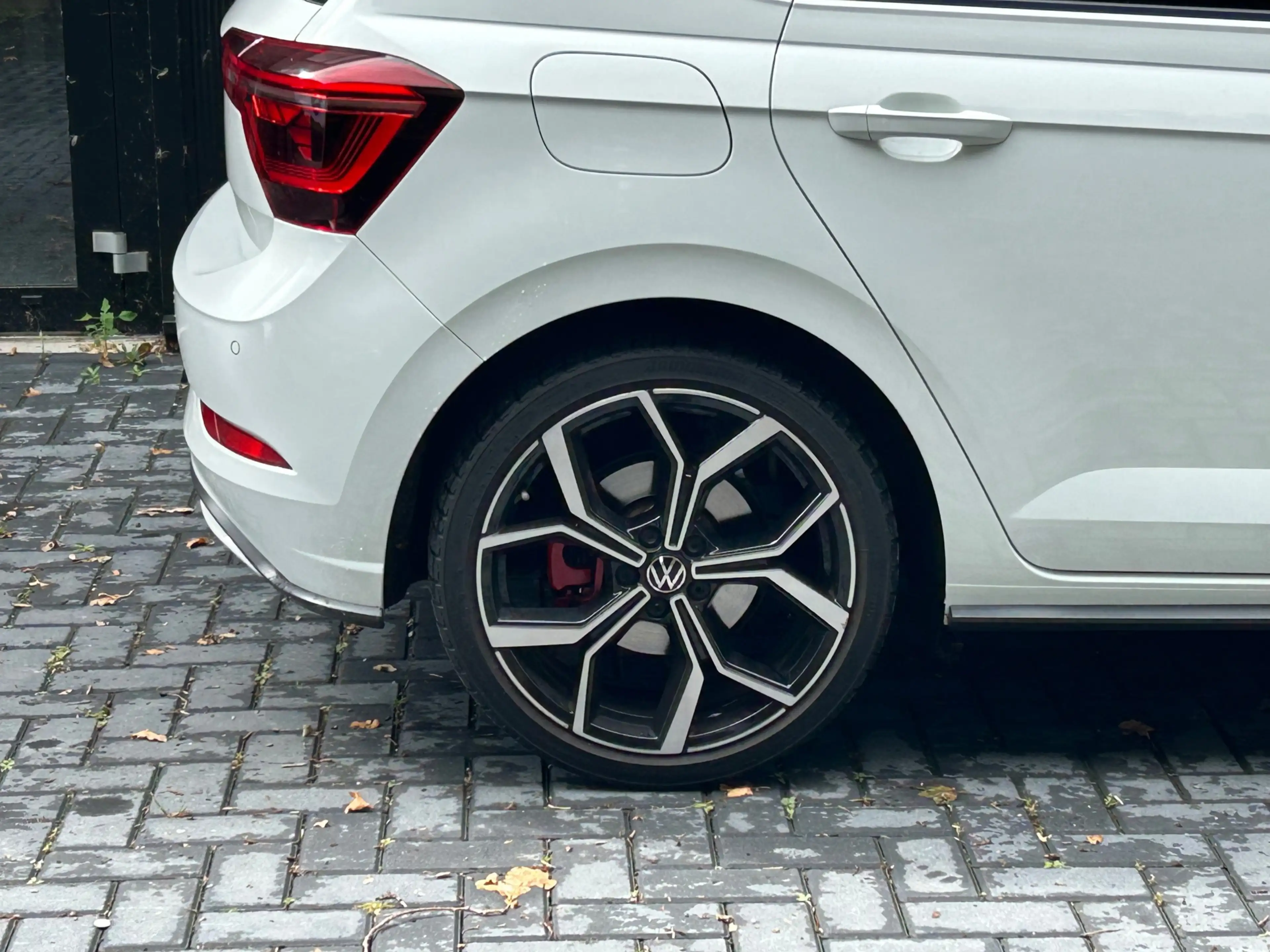 Volkswagen Polo GTI 2.0 TSI PANO/VIRTUAL/CARPLAY/CAMERA/NETTE AUTO/APK — photo 13