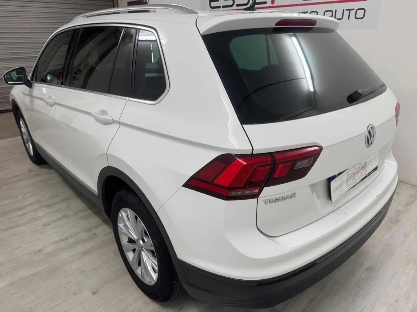 Volkswagen Tiguan 1.6 TDI SCR Business BlueMotion Technology Bianco - 2