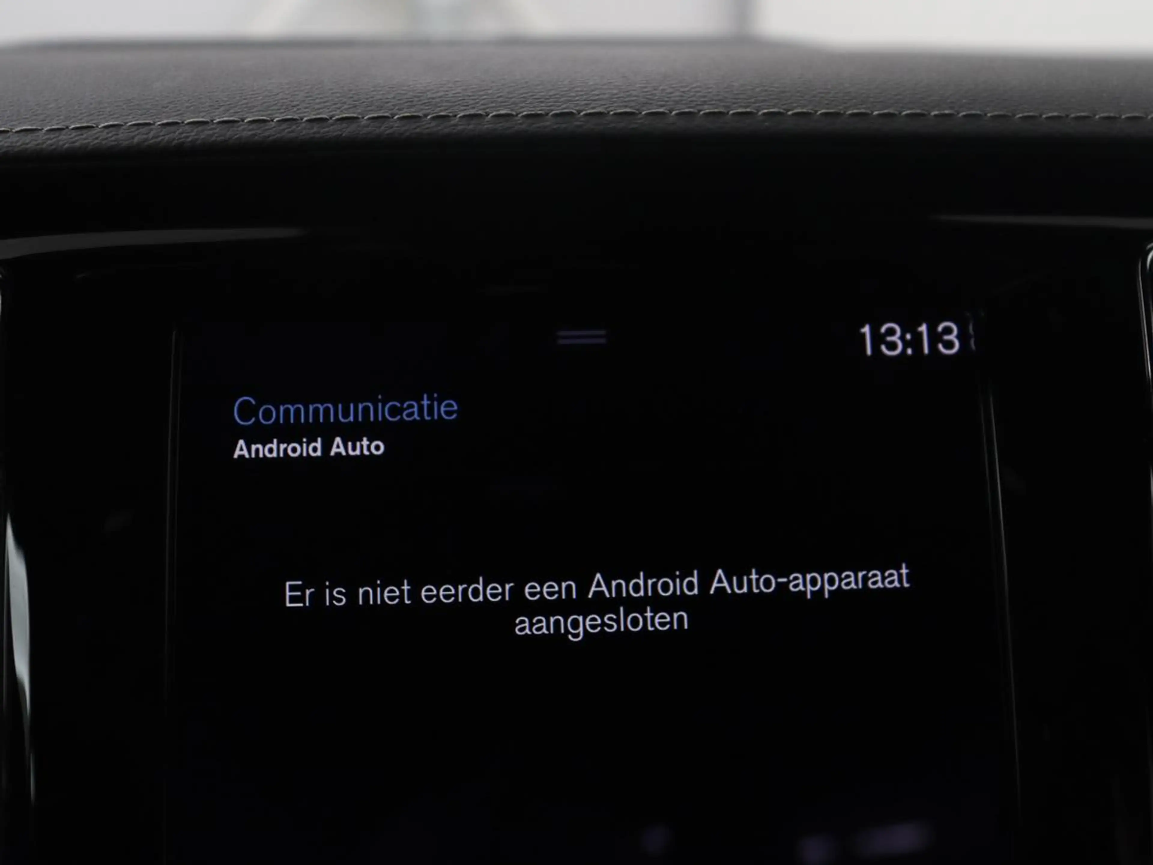 Volvo S60 2.0 Recharge T8 AWD R-Design SOH 95,6% | 360 Camer — photo 26