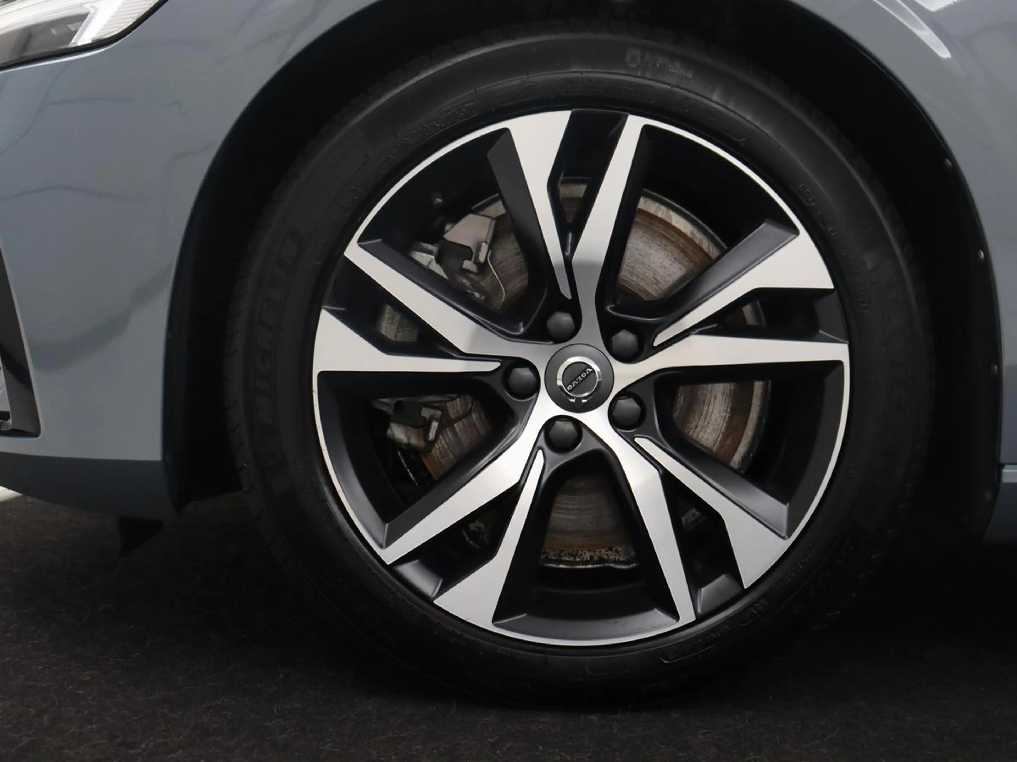 Volvo S60 2.0 Recharge T8 AWD R-Design SOH 95,6% | 360 Camer — photo 37