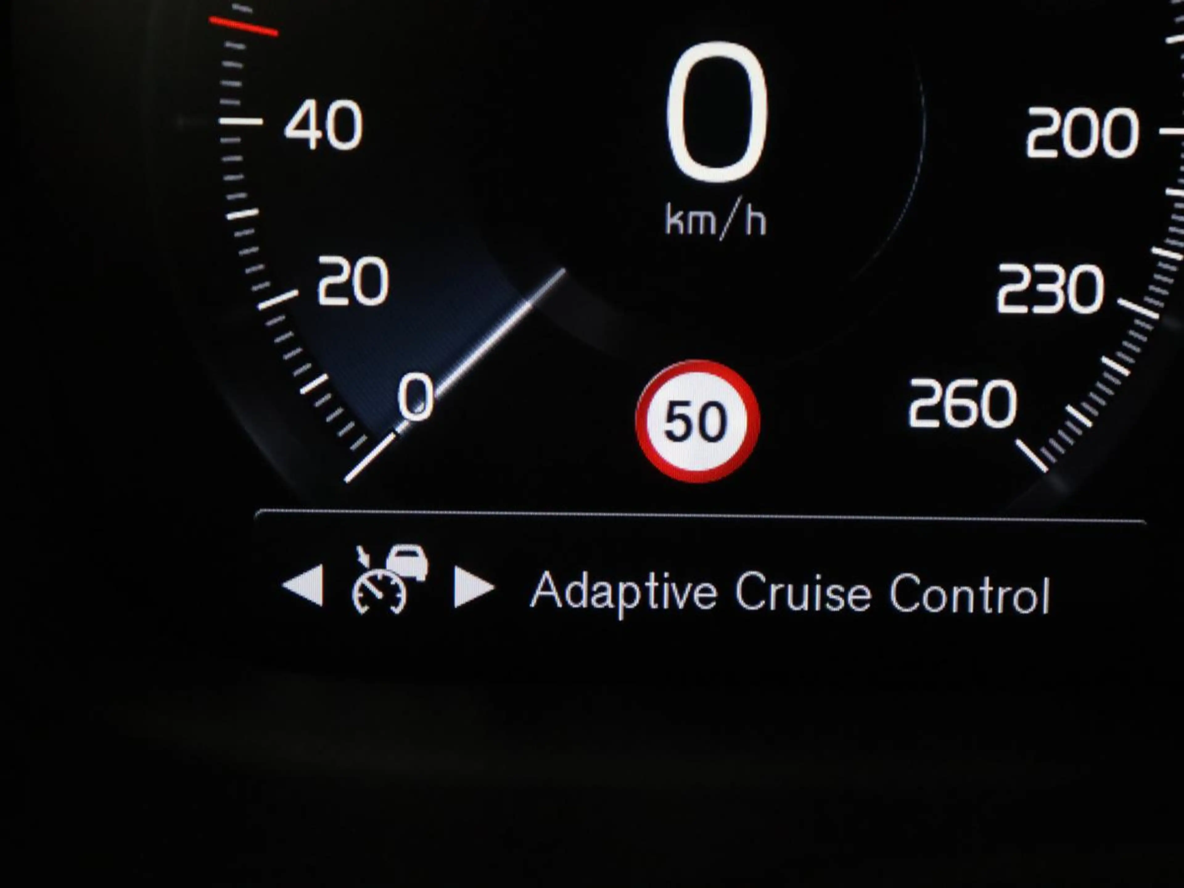 Volvo S60 2.0 Recharge T8 AWD R-Design SOH 95,6% | 360 Camer — photo 17