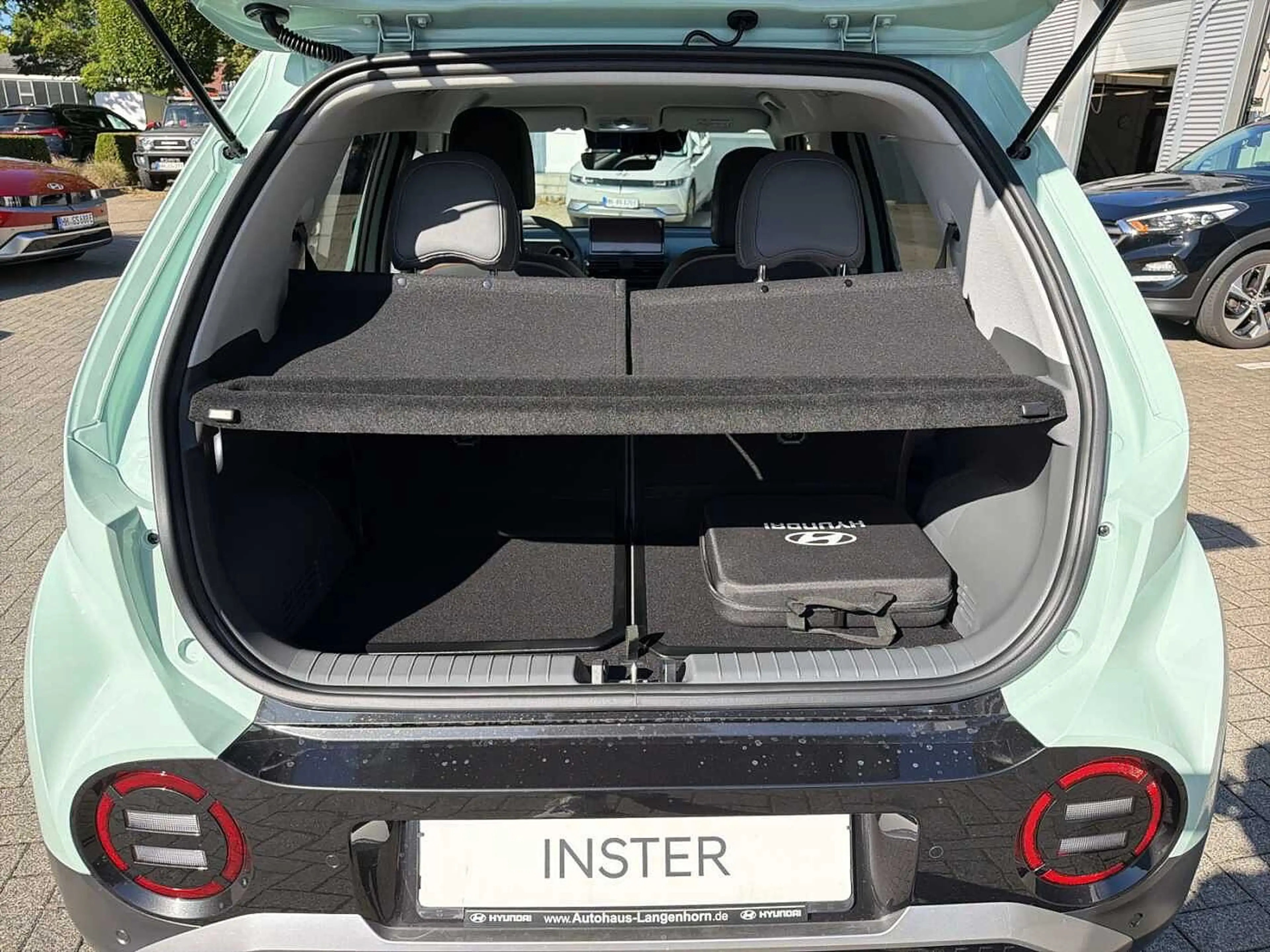 Hyundai Inster 49kWh 'Lounge' Elektro Komfort Paket — photo 13
