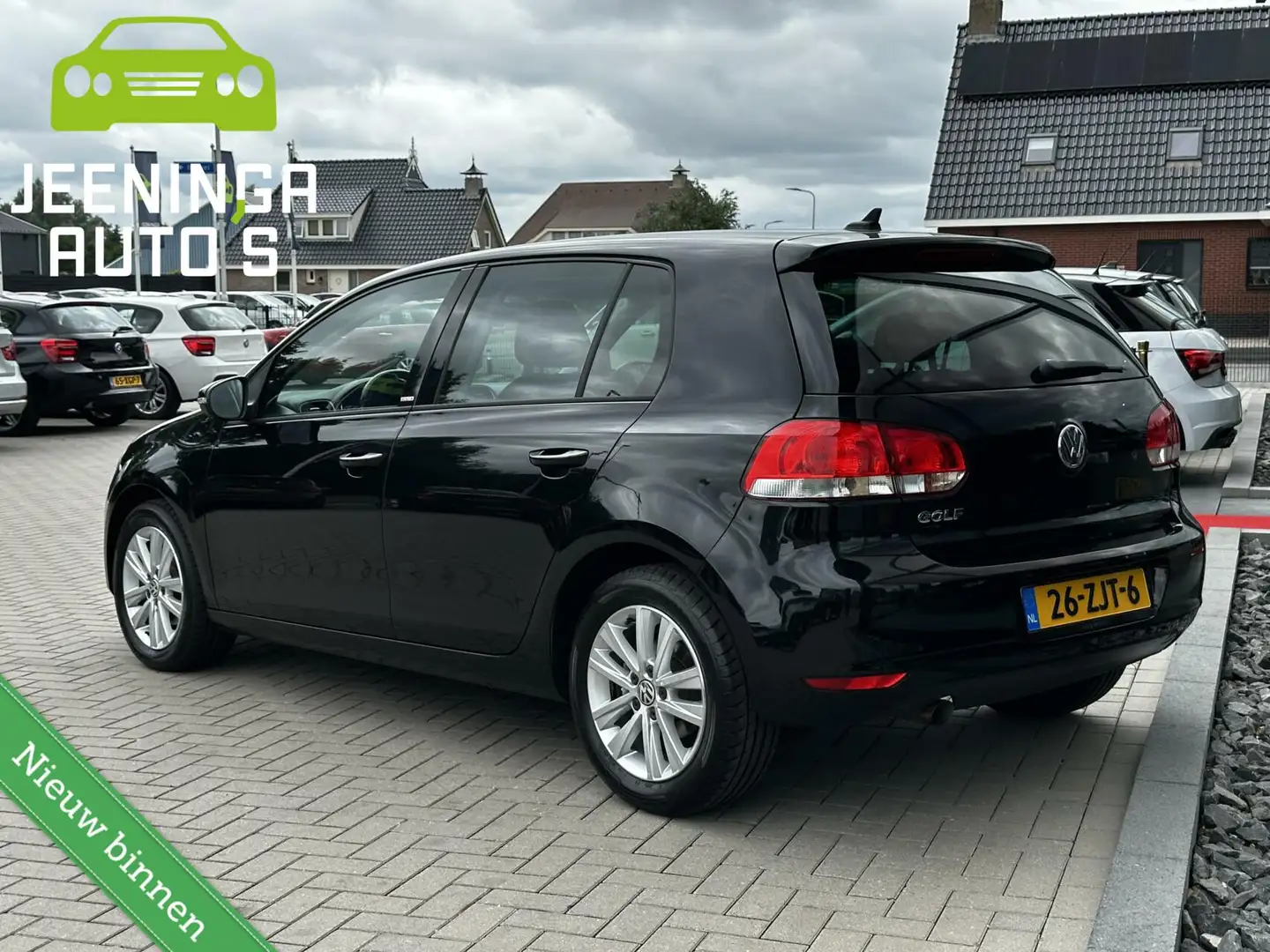 Volkswagen Golf 1.6 TDI Comfortline | Navi | Clima | Cruise Zwart - 2
