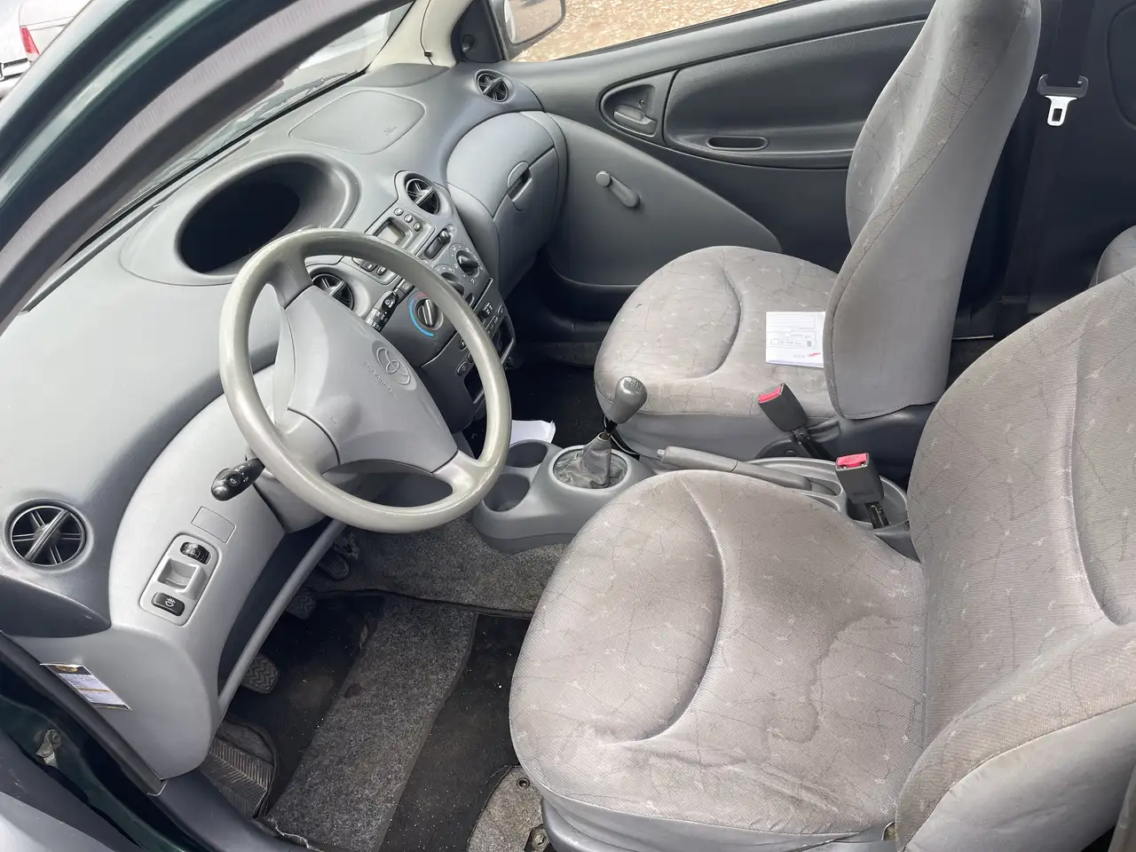 Toyota Yaris 1.0, foto 4