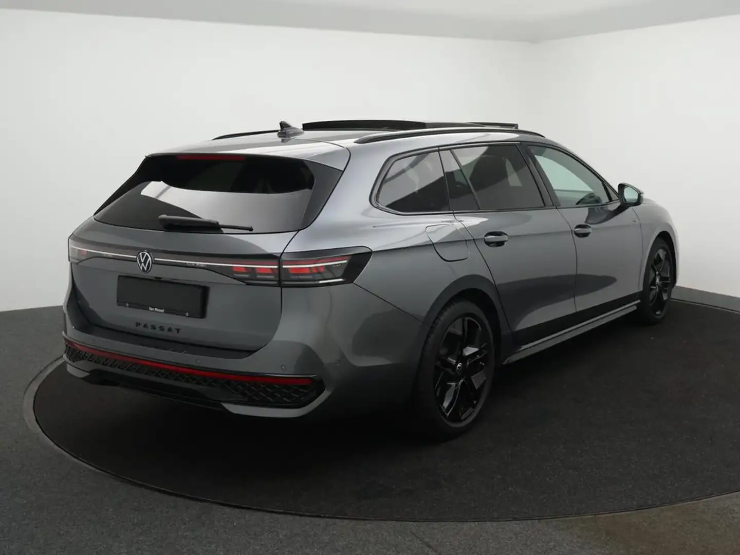 Volkswagen Passat Variant Passat Variant R-Line 1.5TSI 150PK *AUTOMAAT*PANO*NAVI*BLTH*CRUISE*PDC*ZETELVERWARMING*DIGITAL DASHBOARD*... Gris - 2