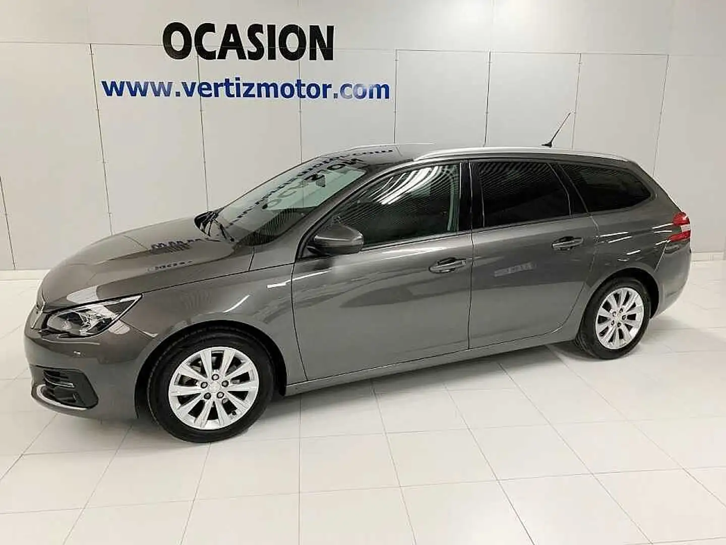 Peugeot 308 SW 1.5BlueHDi Style 100 Grey - 1