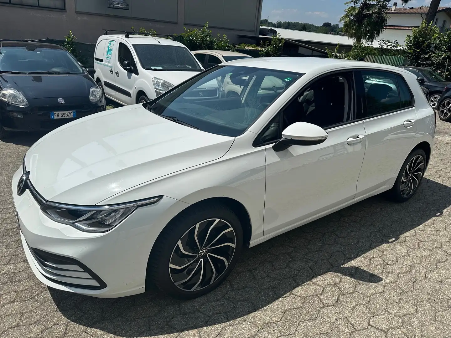 Volkswagen Golf 2.0 TDI Style 115CV DSG*EURO6*NEOPATENTATI - 1