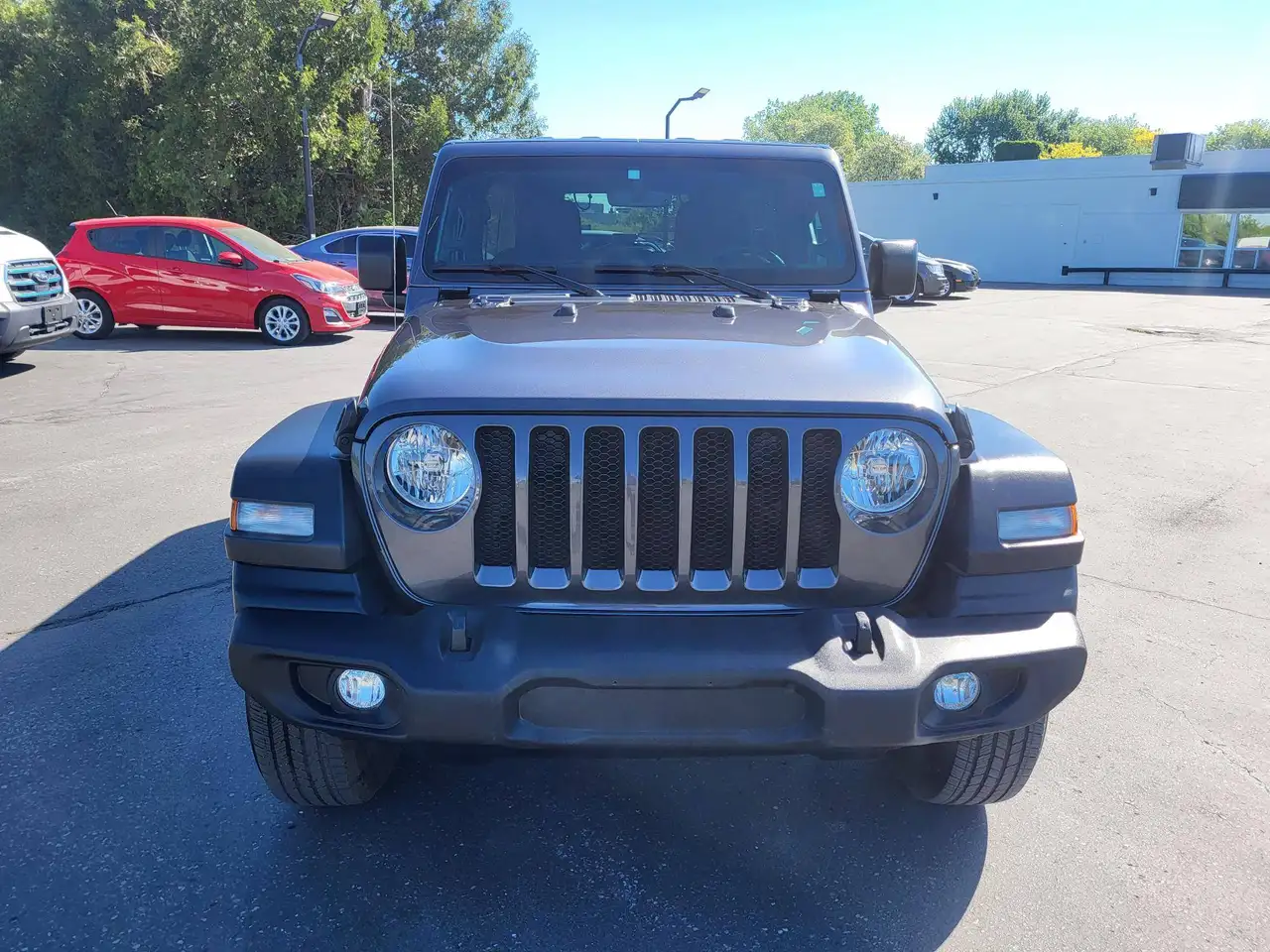 Jeep Wrangler снимка Jeep Wrangler