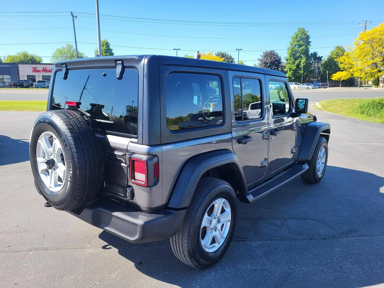 Jeep Wrangler снимка Jeep Wrangler