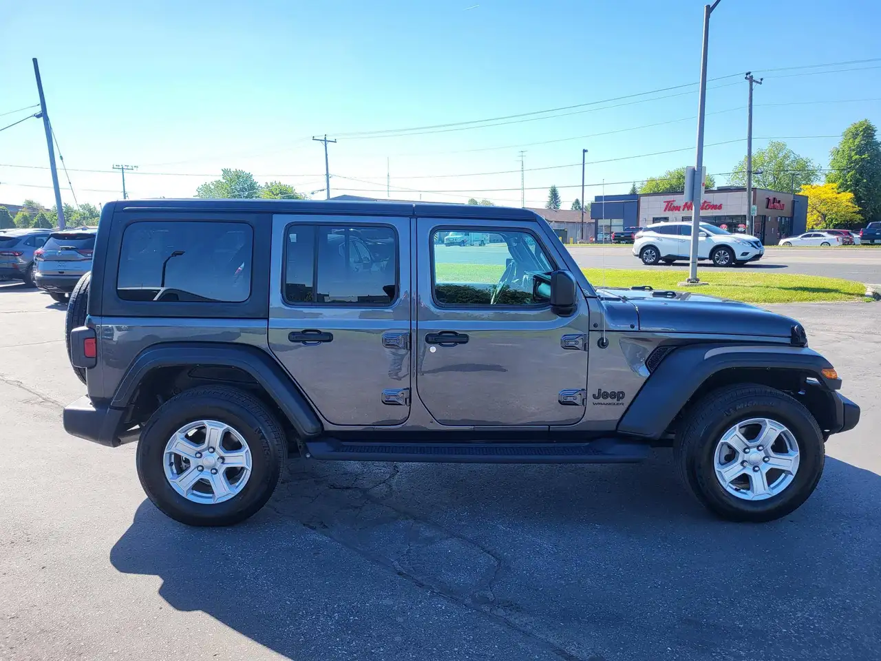 Jeep Wrangler снимка Jeep Wrangler