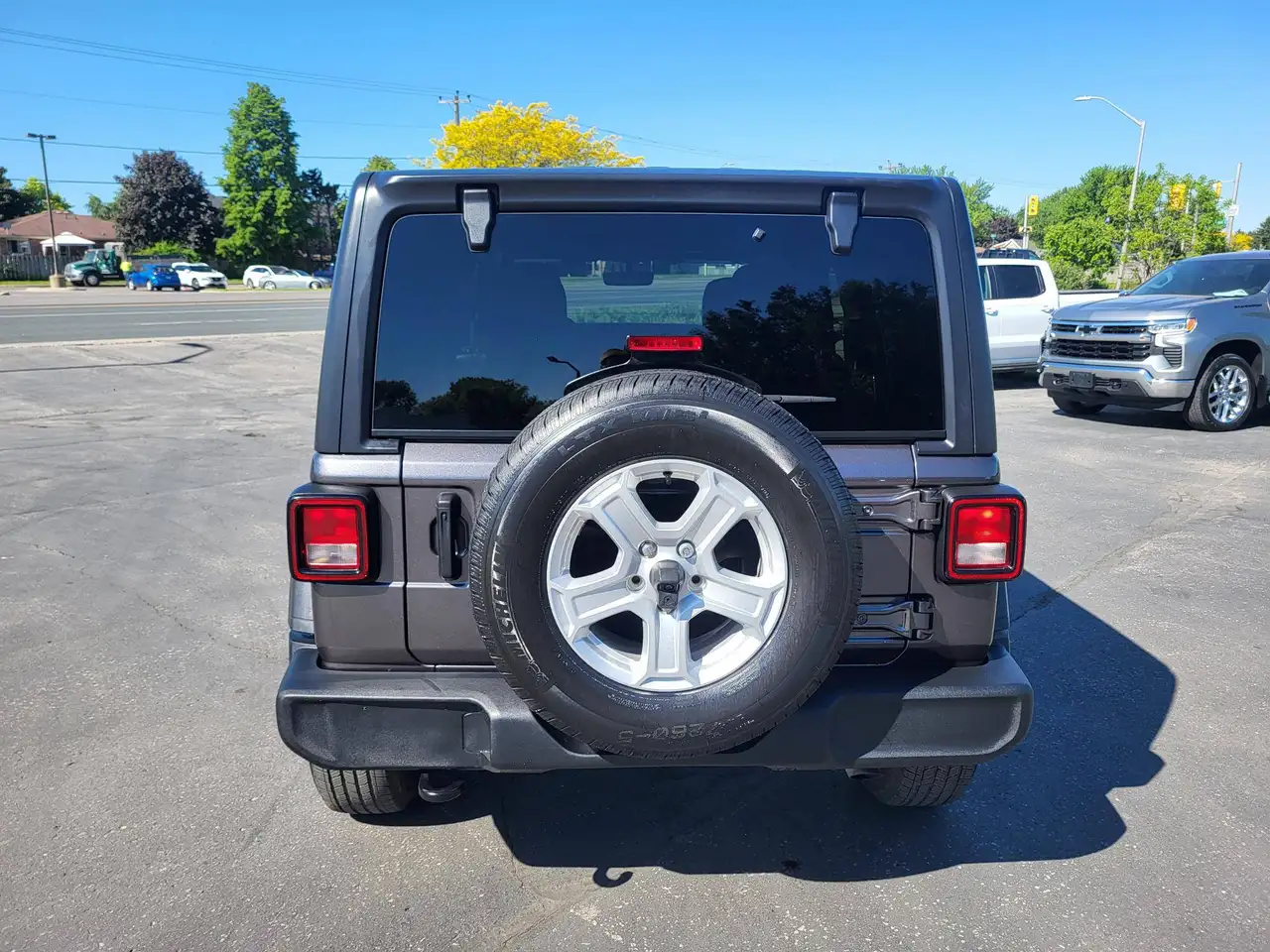Jeep Wrangler снимка Jeep Wrangler