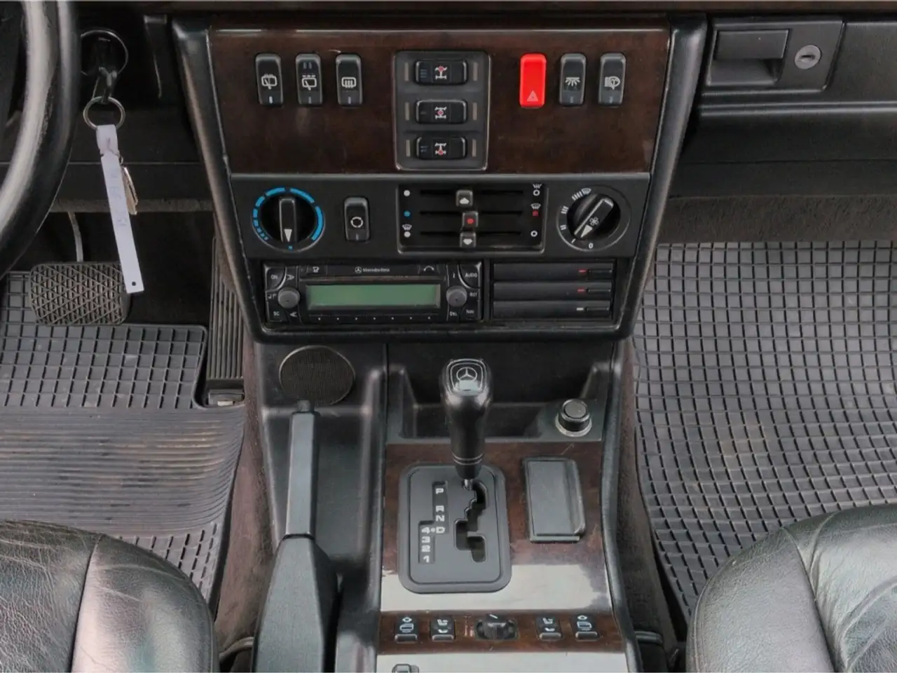 Mercedes-Benz G 300 TD lang Allrad*Autom Leder Schiebedach AHK, foto 6