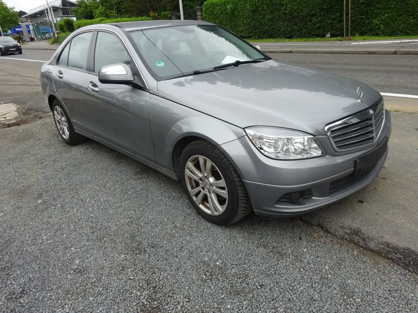 Mercedes-Benz C 200 siva - 1