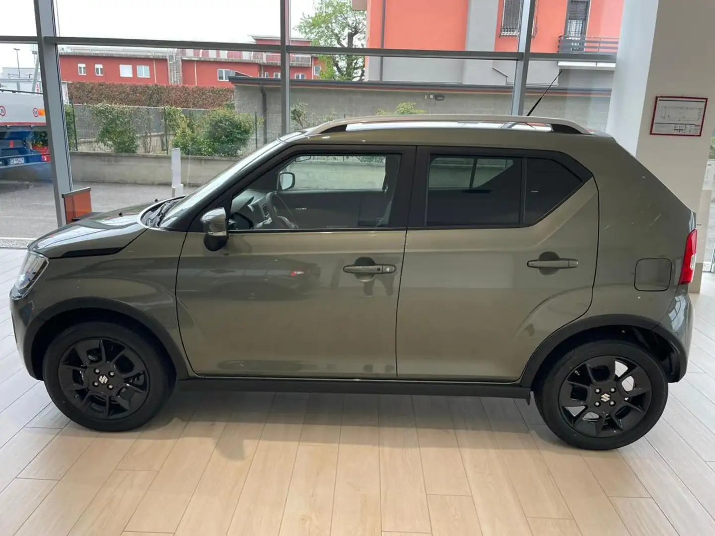 Suzuki Ignis 1.2 Hybrid 4WD All Grip Top Verde - 2