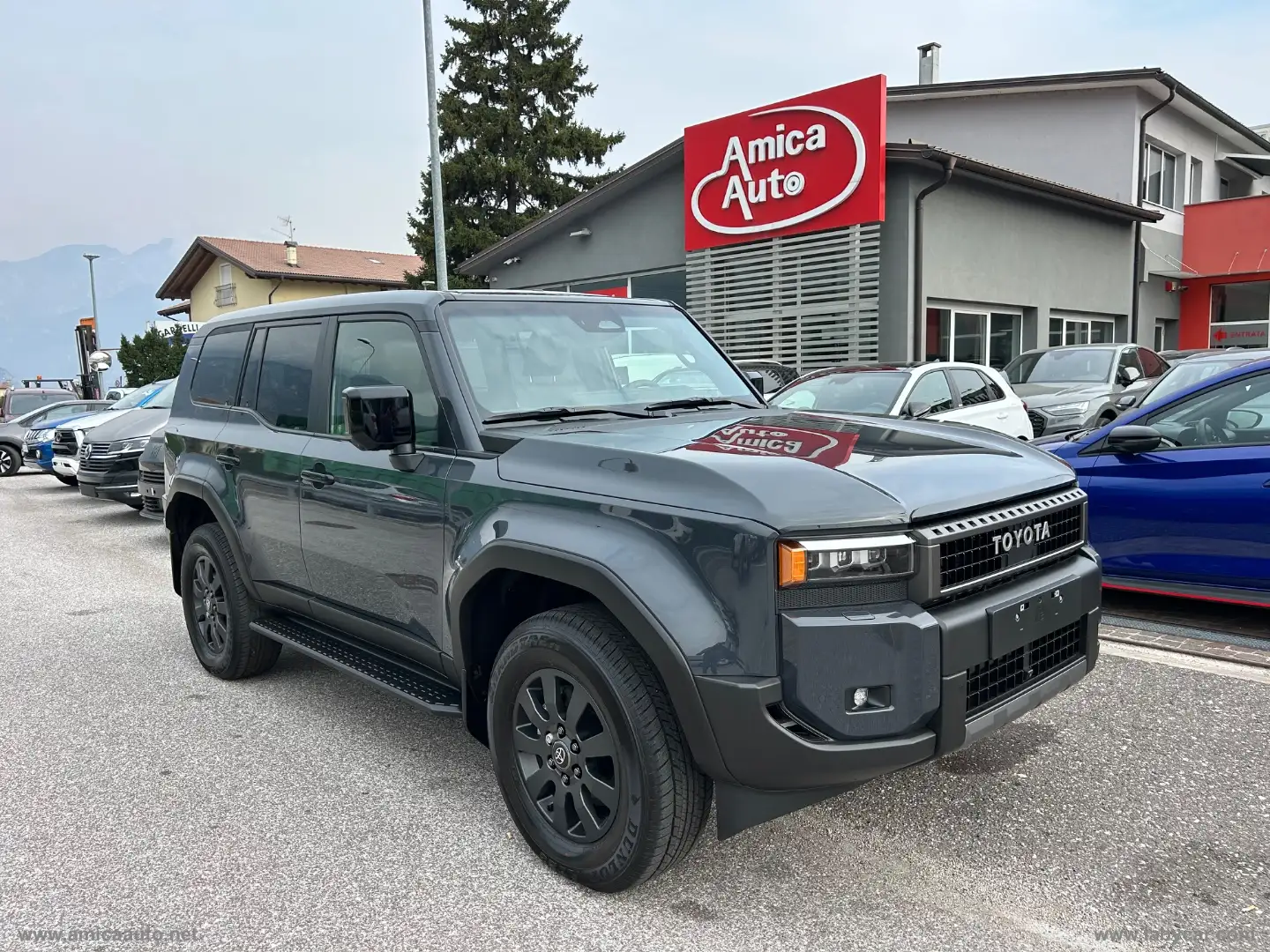 Toyota Land Cruiser 2.8 D4D A/T AWD Adventure 7 POSTI - TETTO - DA Grigio - 2