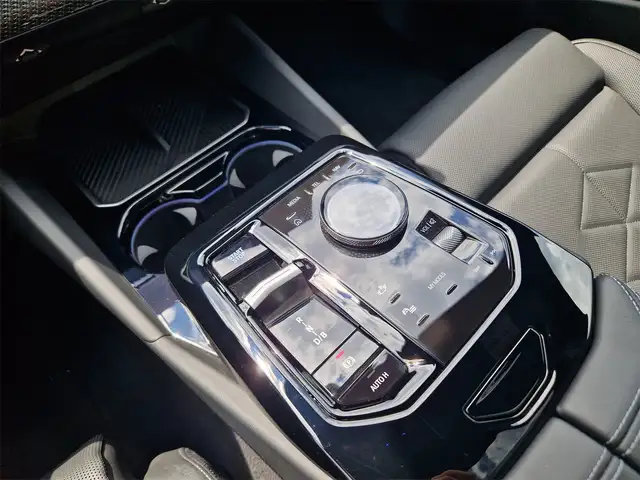 BMW i5 M60 xDrive Ansicht 13