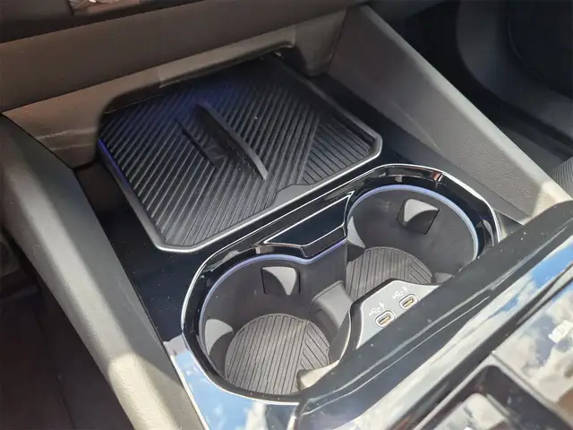 BMW i5 M60 xDrive Ansicht 15