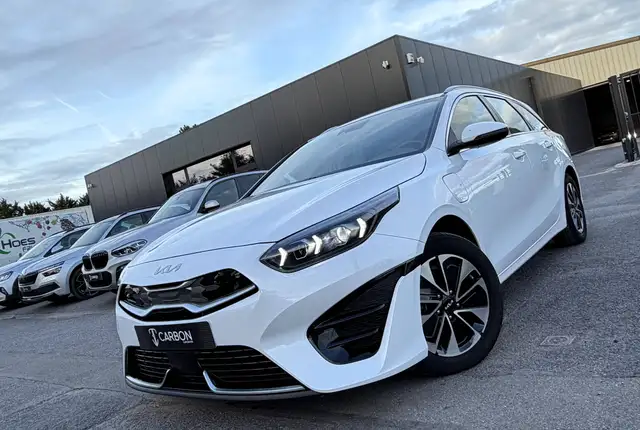 Kia Ceed SW / cee'd SW 1.6 GDi PHEV Business Line DCT KEYLESS/NAVI/CARPLAY/CAMERA/FULL LED/GARANTIE