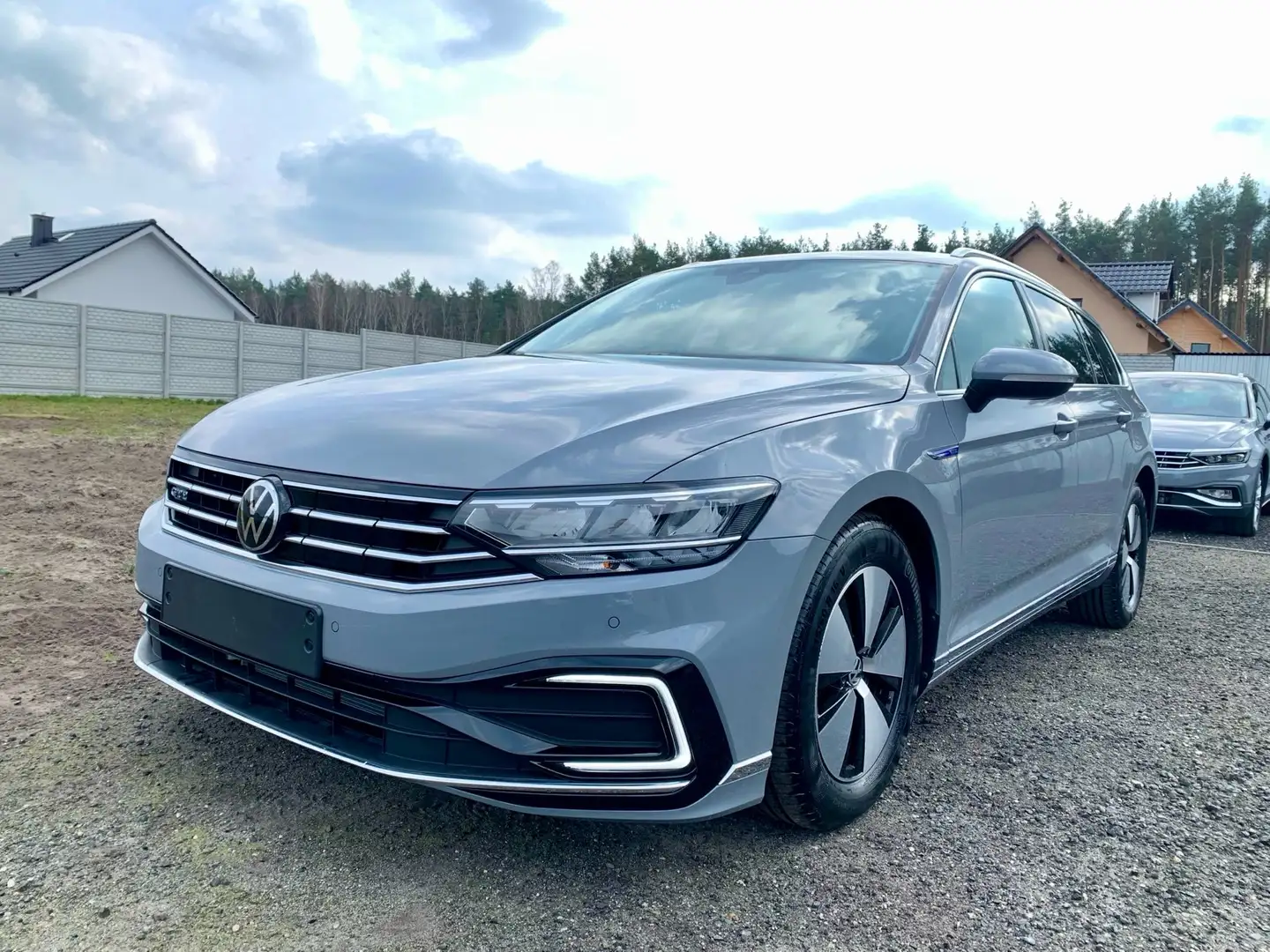 Volkswagen Passat Variant GTE, LED, Leder, R-Kam. Navi, Abstandstempomat,PDC Grau - 1