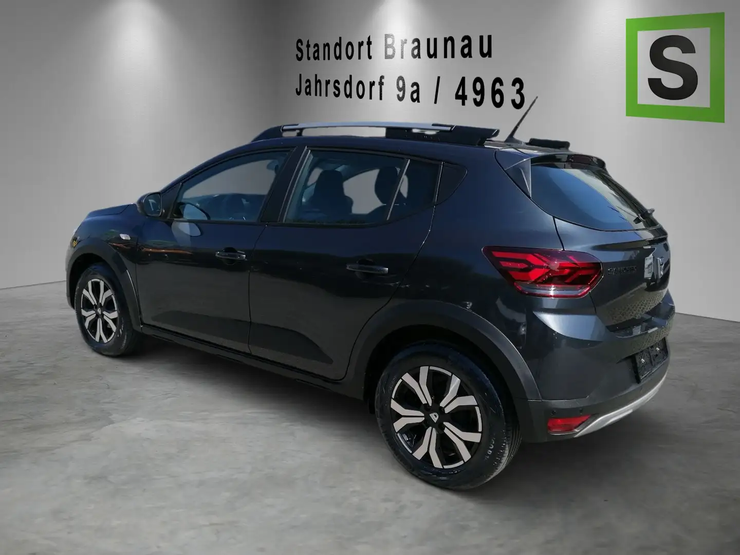 Dacia Sandero SANDERO Stepway Comfort TCe 90 Grau - 2