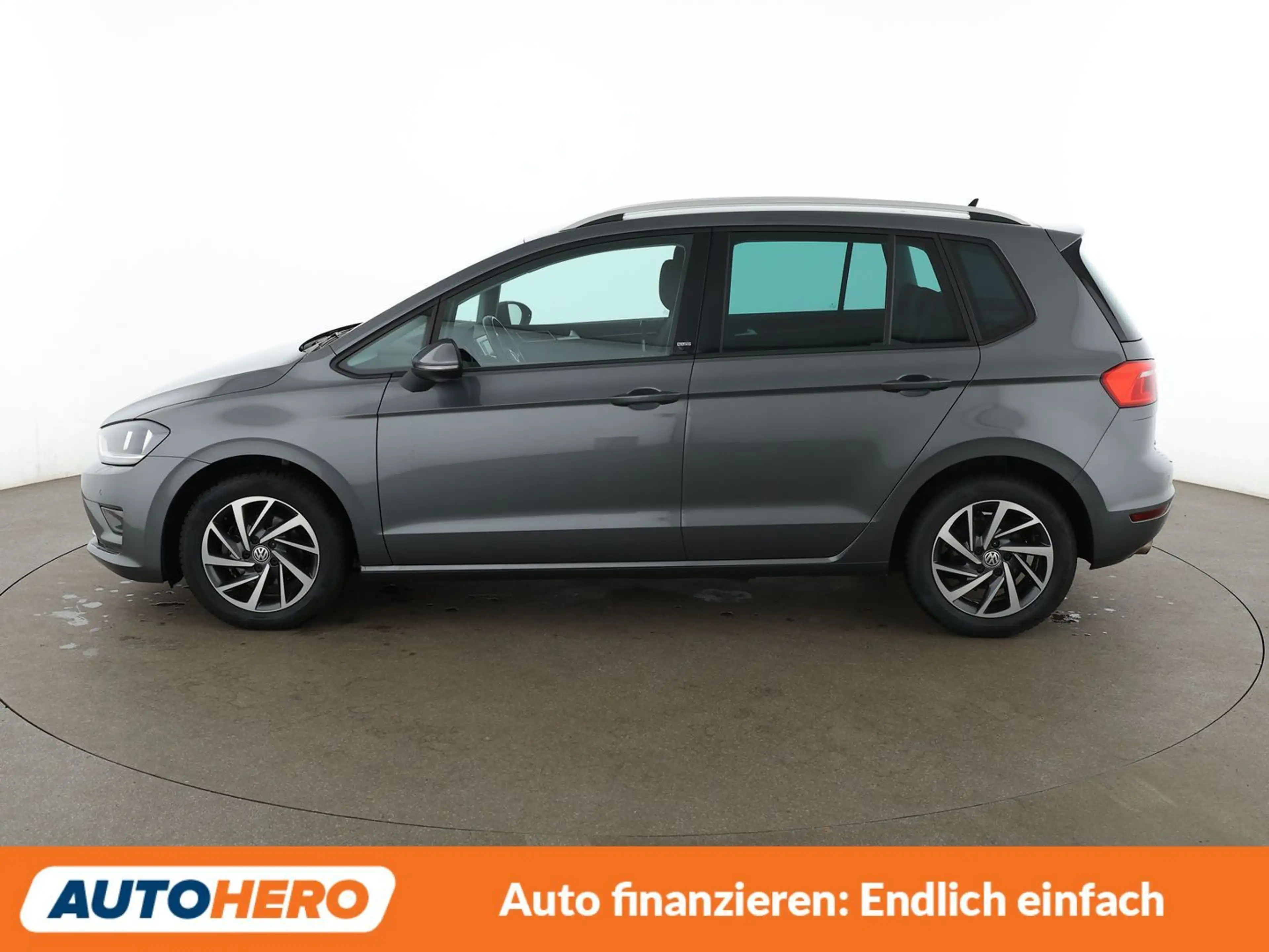 Volkswagen Golf Sportsvan 1.2 TSI Sound BMT Aut.*NAVI*ACC*PDC*SHZ* — photo 3