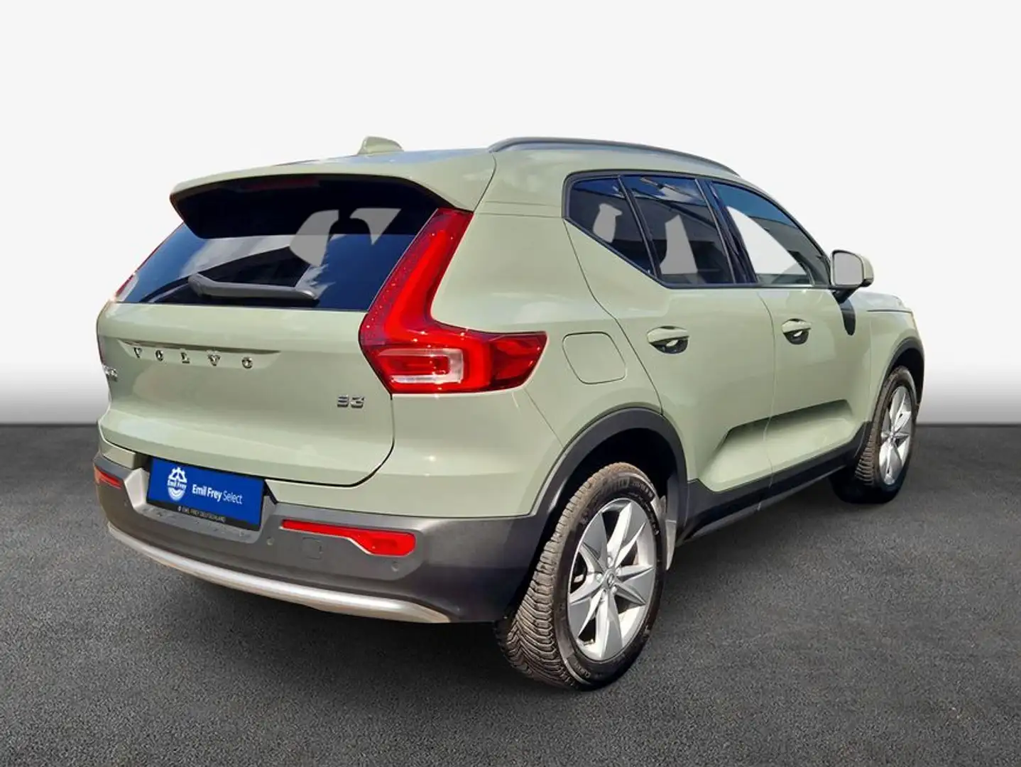 Volvo XC40 XC40 B3 B DKG Core *AHK* Grün - 2