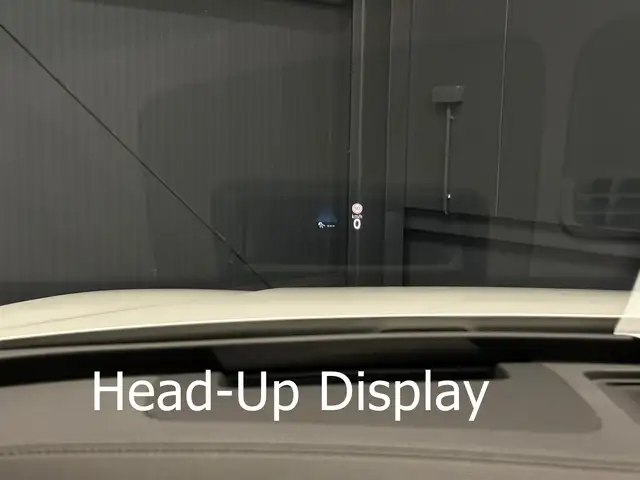 Volkswagen Passat view 21