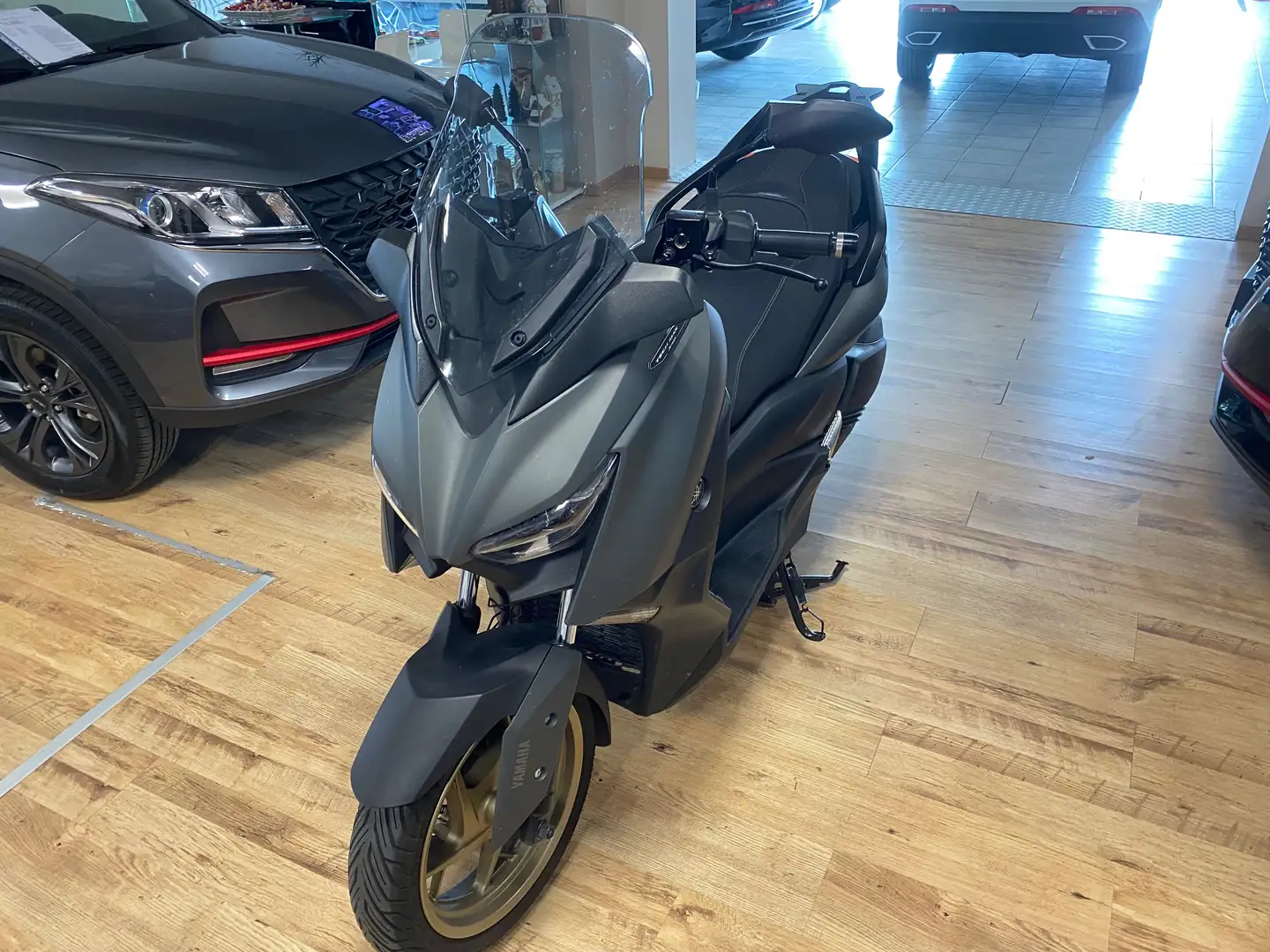 Yamaha X-Max 300 Grigio - 1