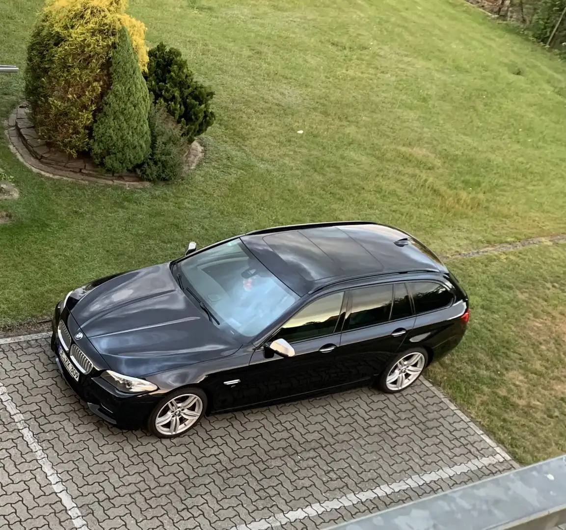 BMW M550 M550 d xDrive Czarny - 2