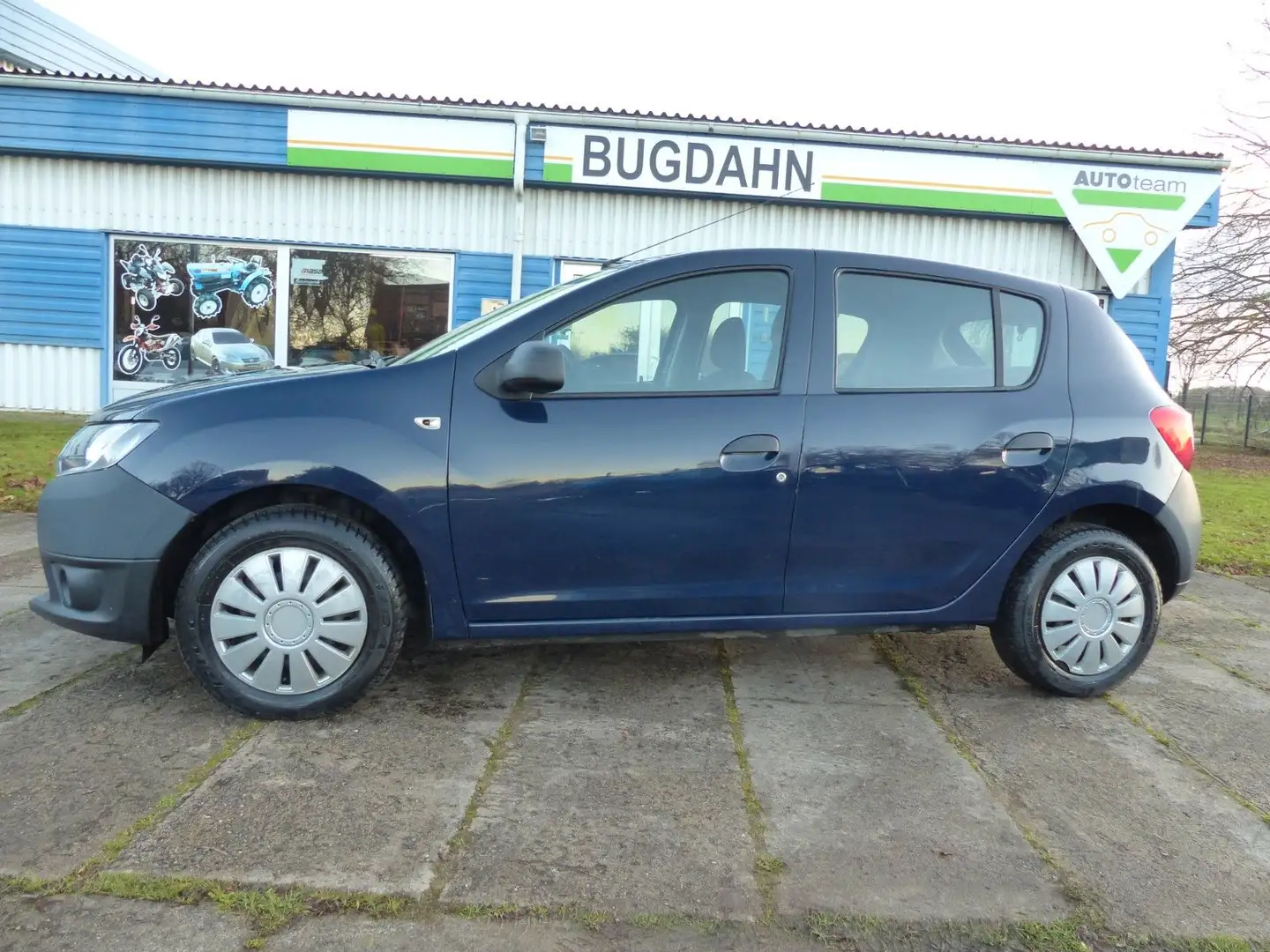 Dacia Sandero II Essentiel Blauw - 1
