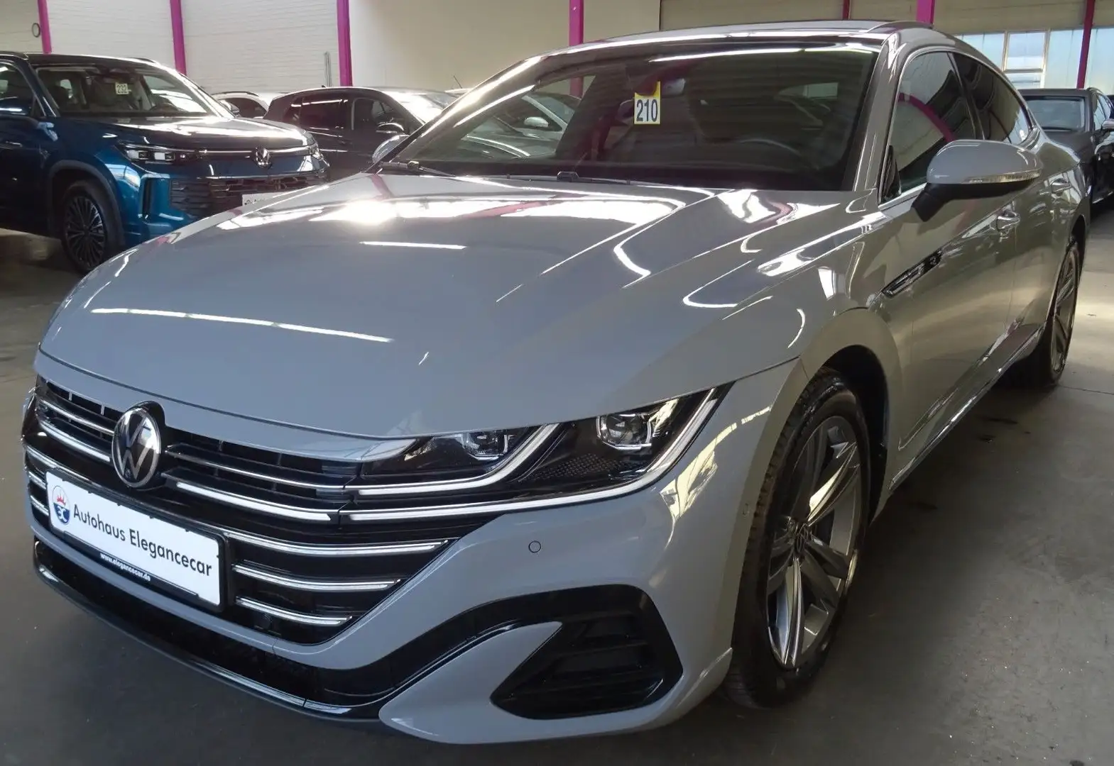 Volkswagen Arteon ARTEON 2.0 TSI*R-LINE*PANO*ACC*MATRIX*360°KEY* Grau - 1