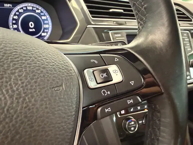 Volkswagen Tiguan view 9