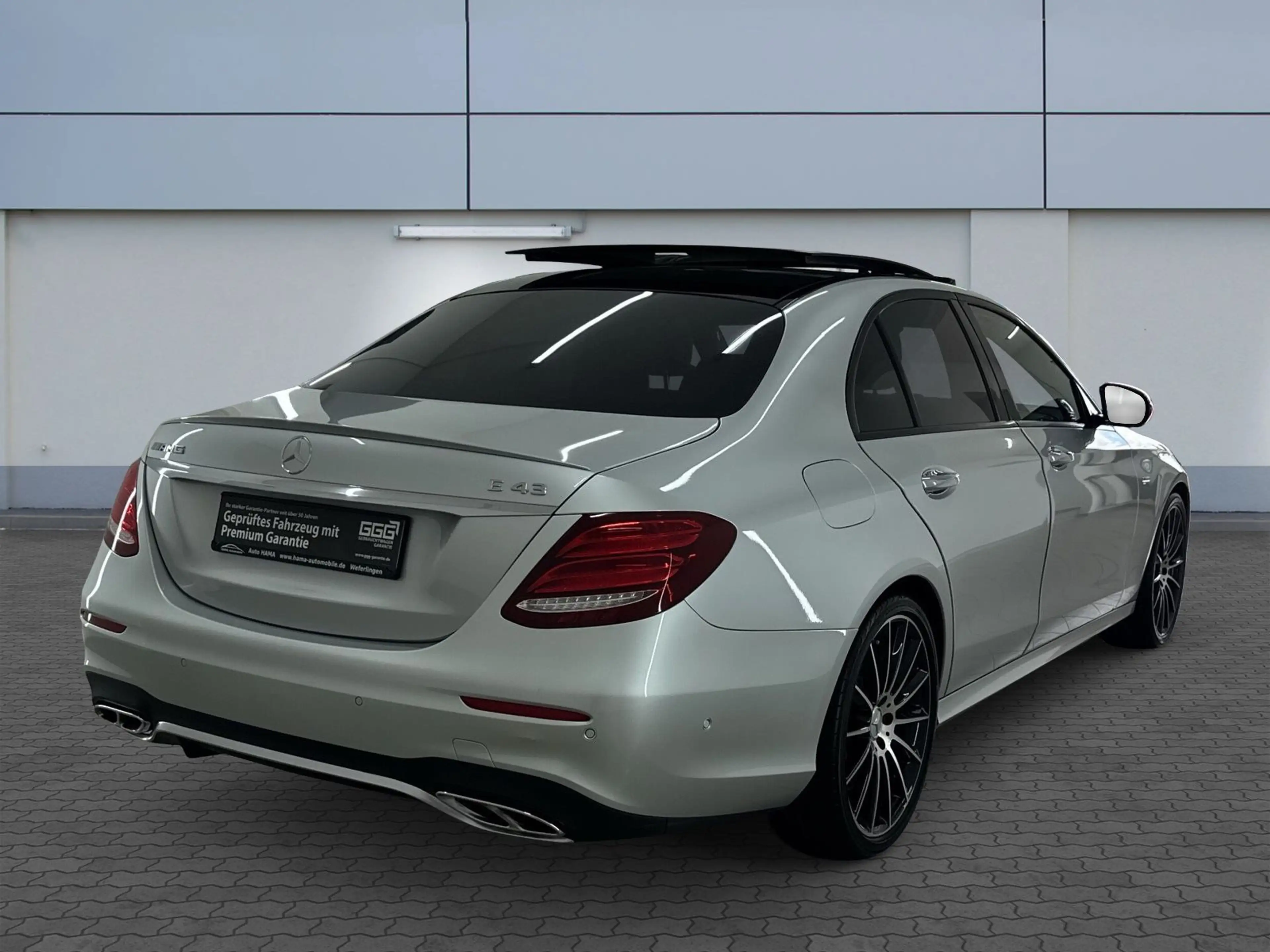 Mercedes-Benz E 43 AMG Lim. *VOLL*HEAD*PANO*SPORT*REMOTE* — photo 2