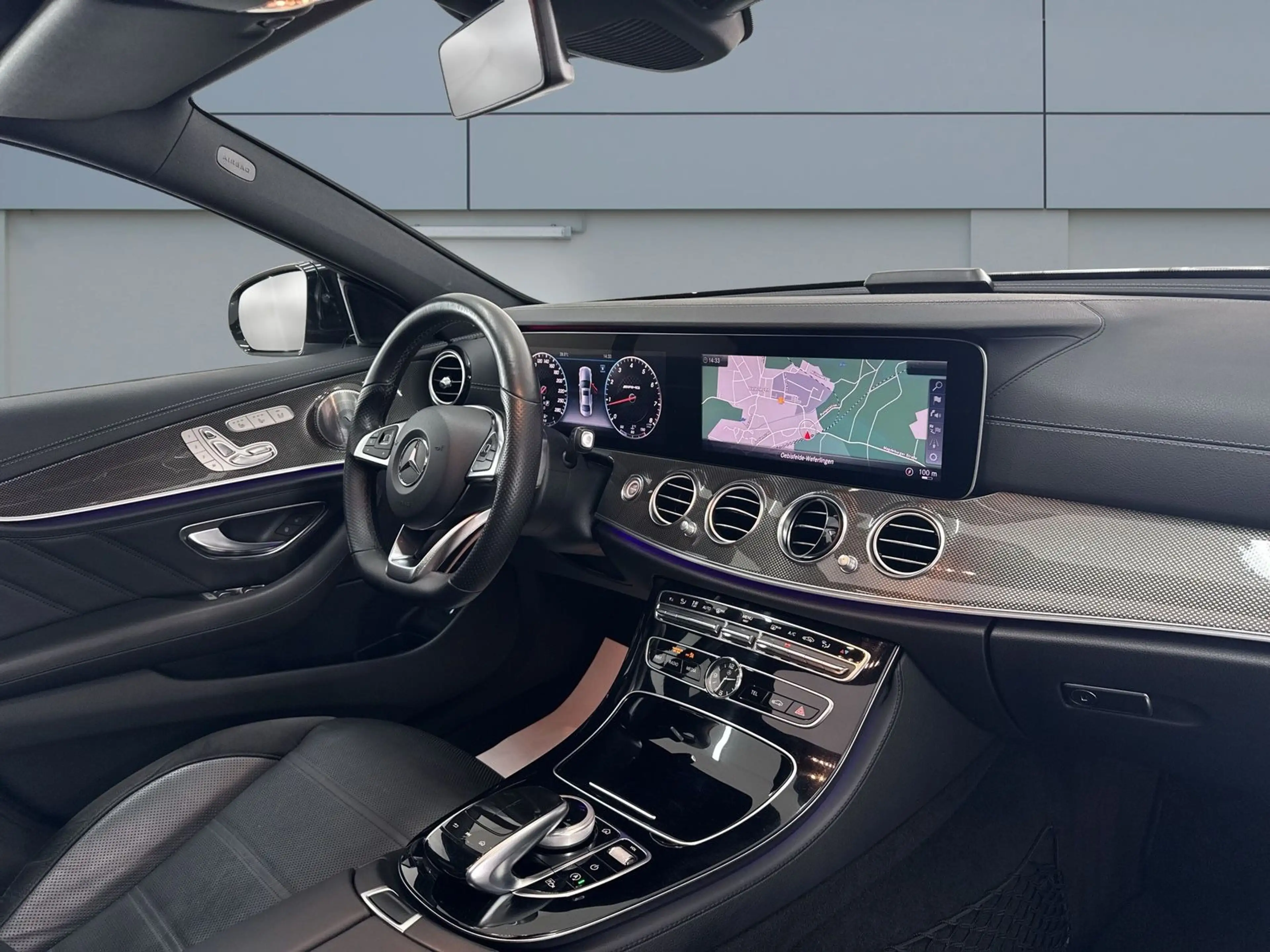 Mercedes-Benz E 43 AMG Lim. *VOLL*HEAD*PANO*SPORT*REMOTE* — photo 10