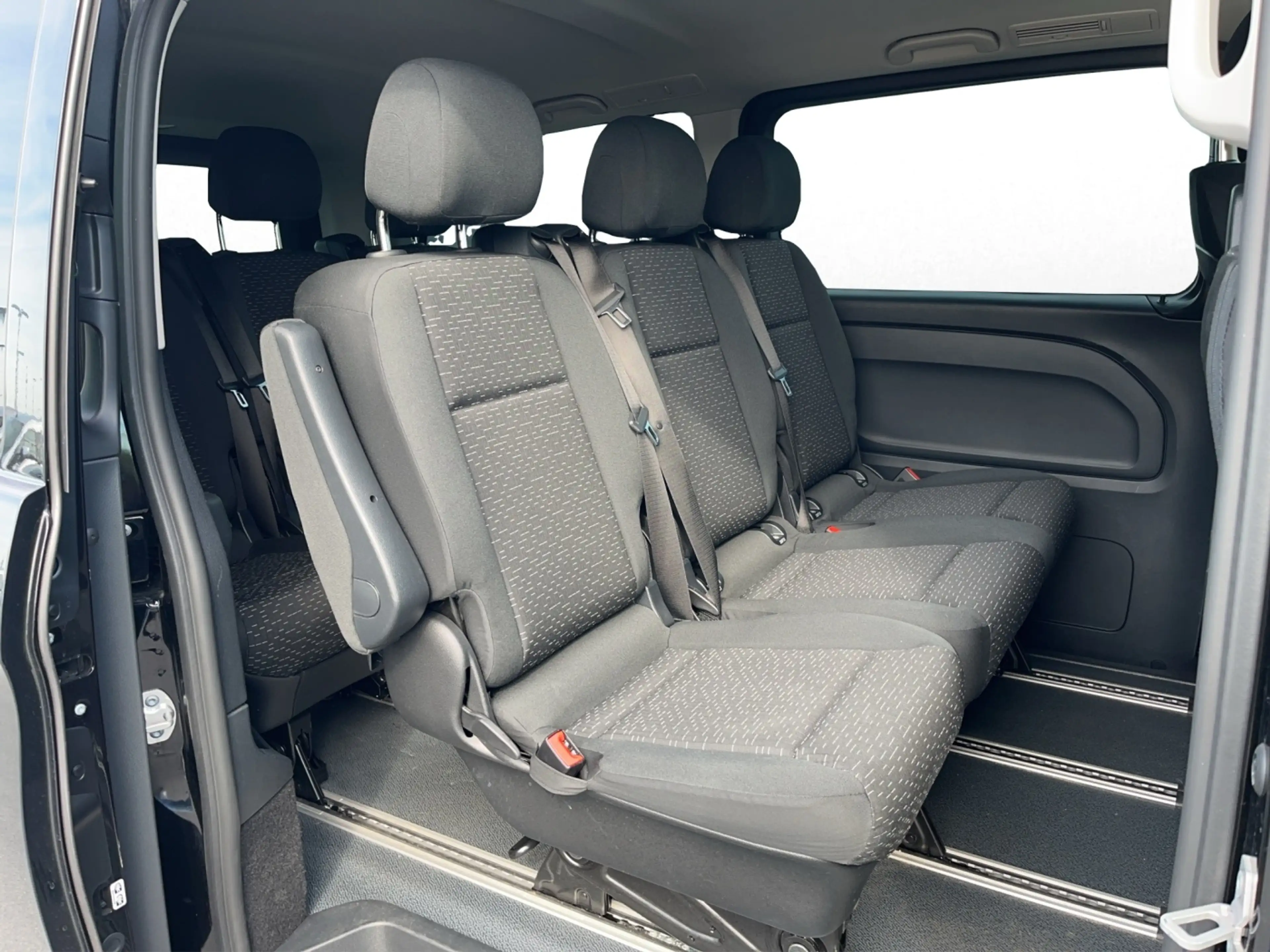 Mercedes-Benz Vito 116 CDI Tourer Pro 2xKlima 2x Schiebetür elektr. — photo 14