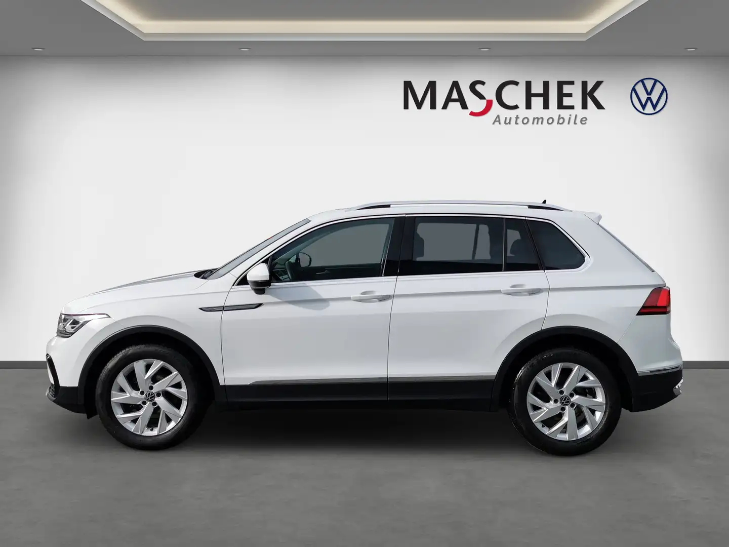 Volkswagen Tiguan Elegance 1.5 TSI DSG AHK Panorama RearView LED Blanc - 2