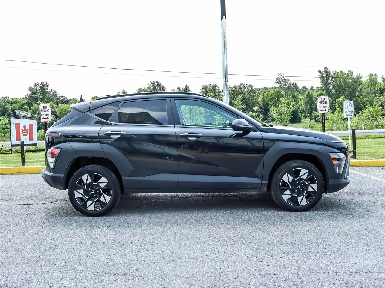 Hyundai KONA снимка Hyundai KONA