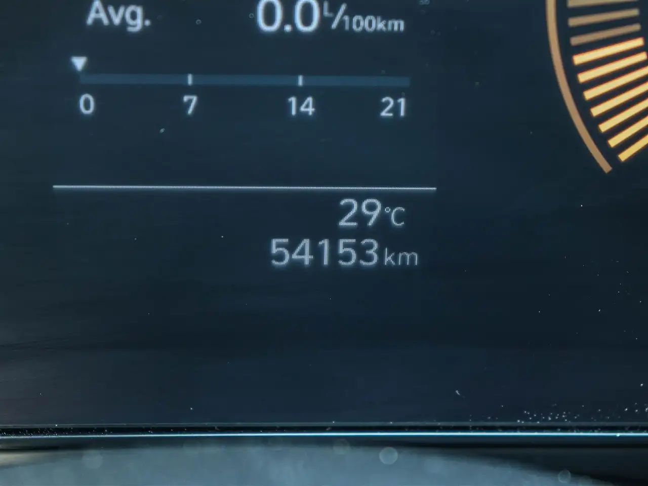 Hyundai KONA снимка Hyundai KONA