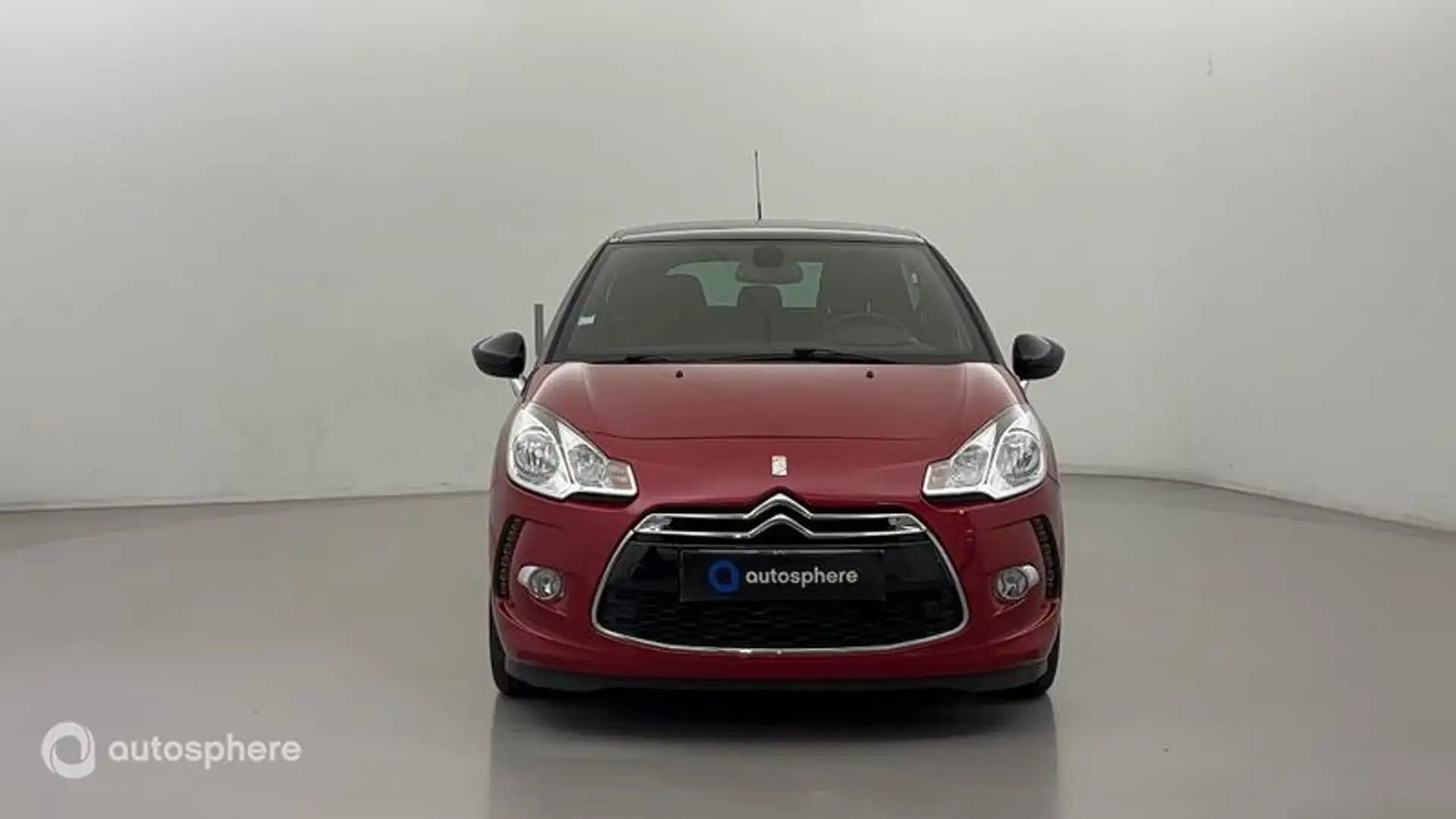 DS Automobiles DS 3 BlueHDi 100ch So Chic S\u0026S - 2