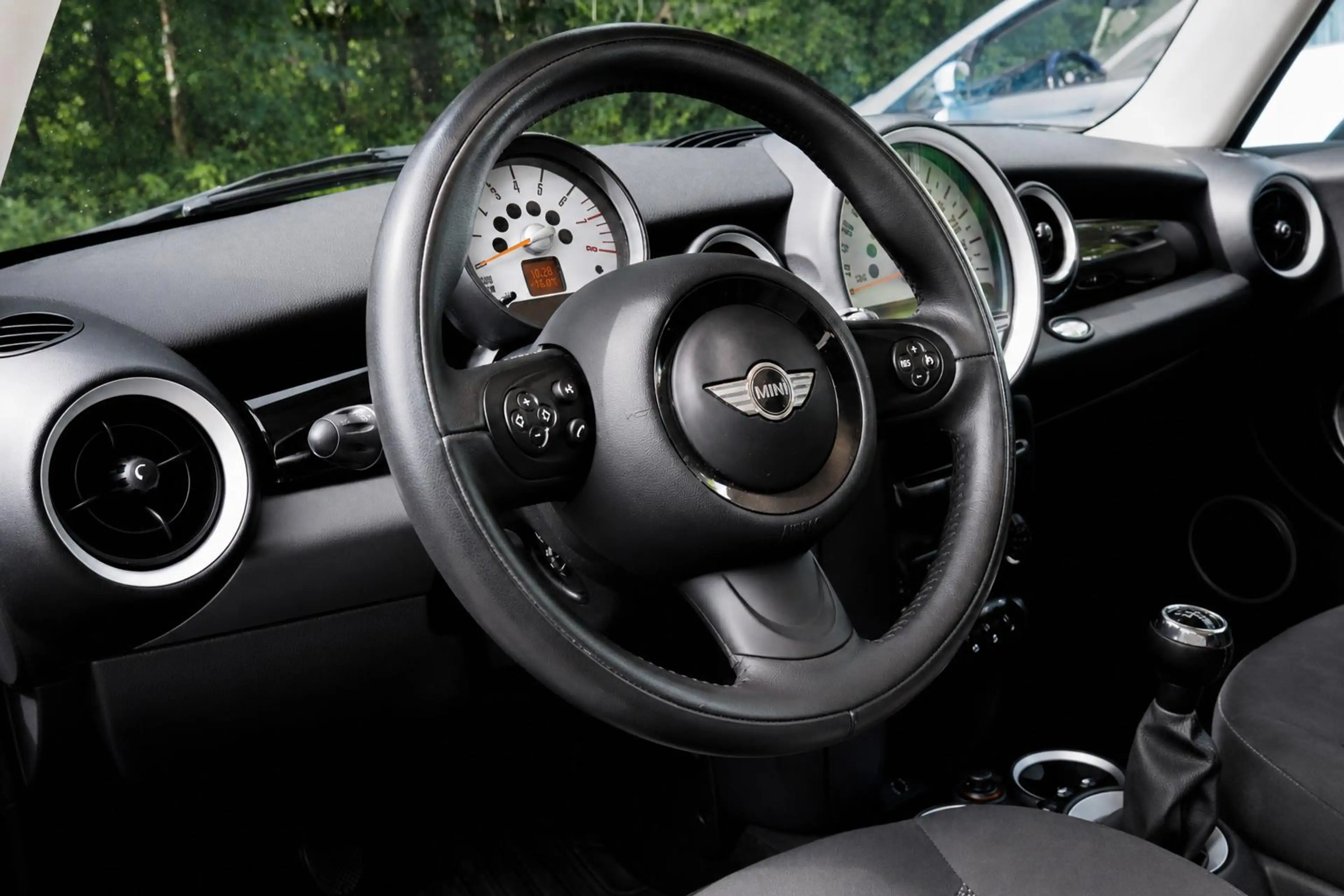 MINI Cooper Clubman 1.6 Business Line | Cruise | Airco — photo 21