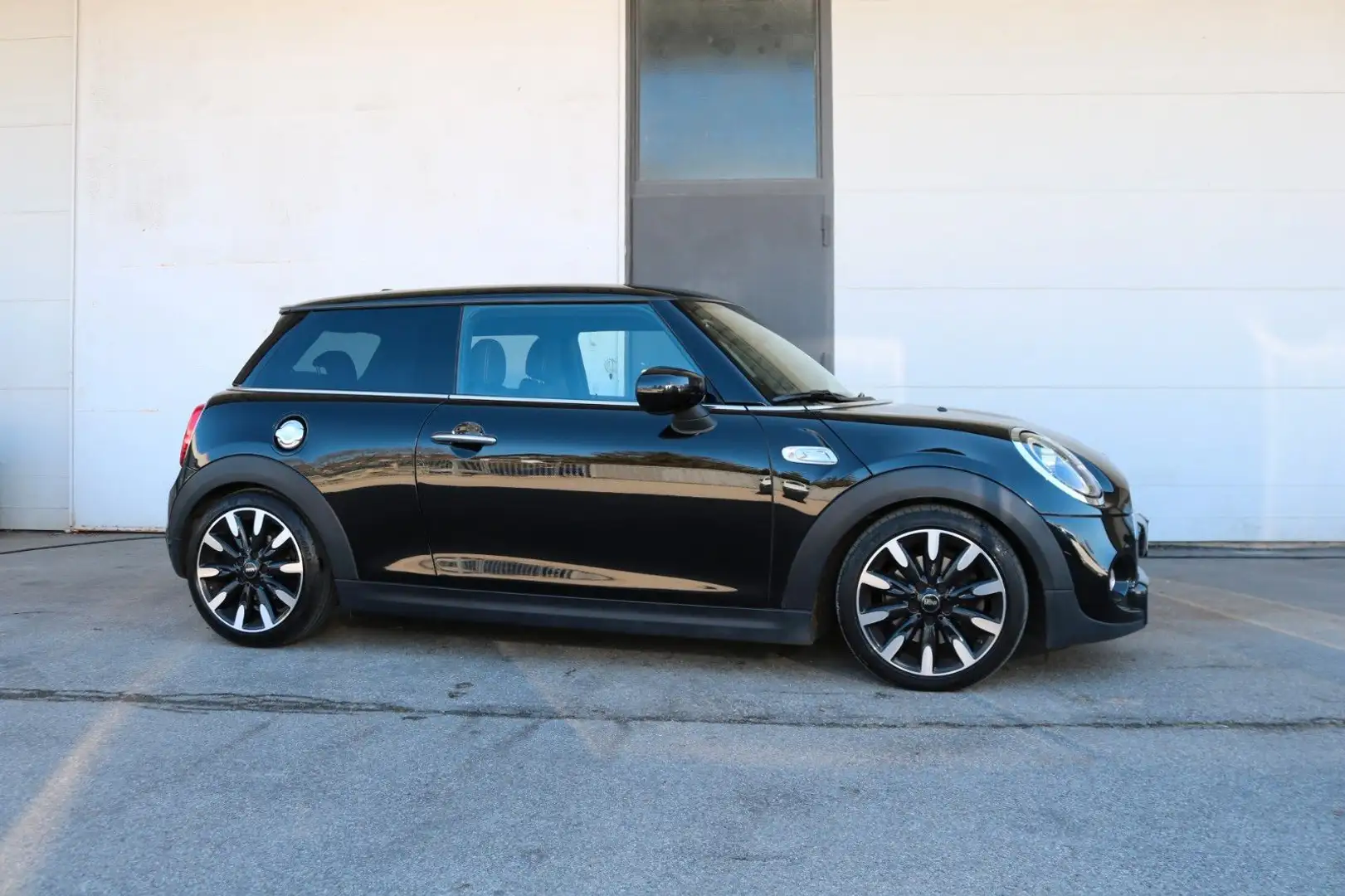 MINI Cooper S *LED*Navi.*Sitzheizung*Pepper II* Schwarz - 2