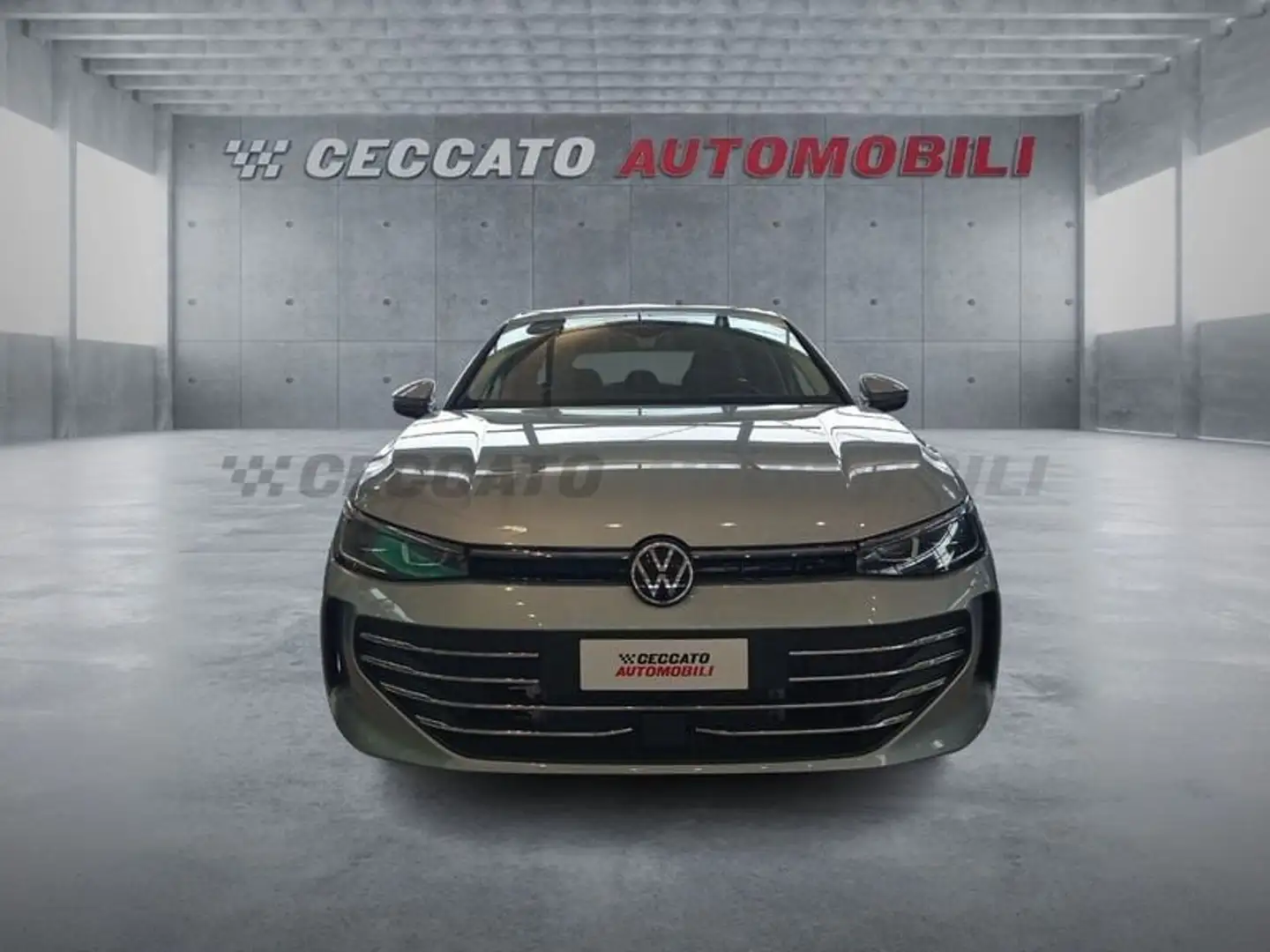Volkswagen Passat 1.5 TSI EHYBRID BUINESS DSG 204 C MY 24 Grigio - 2