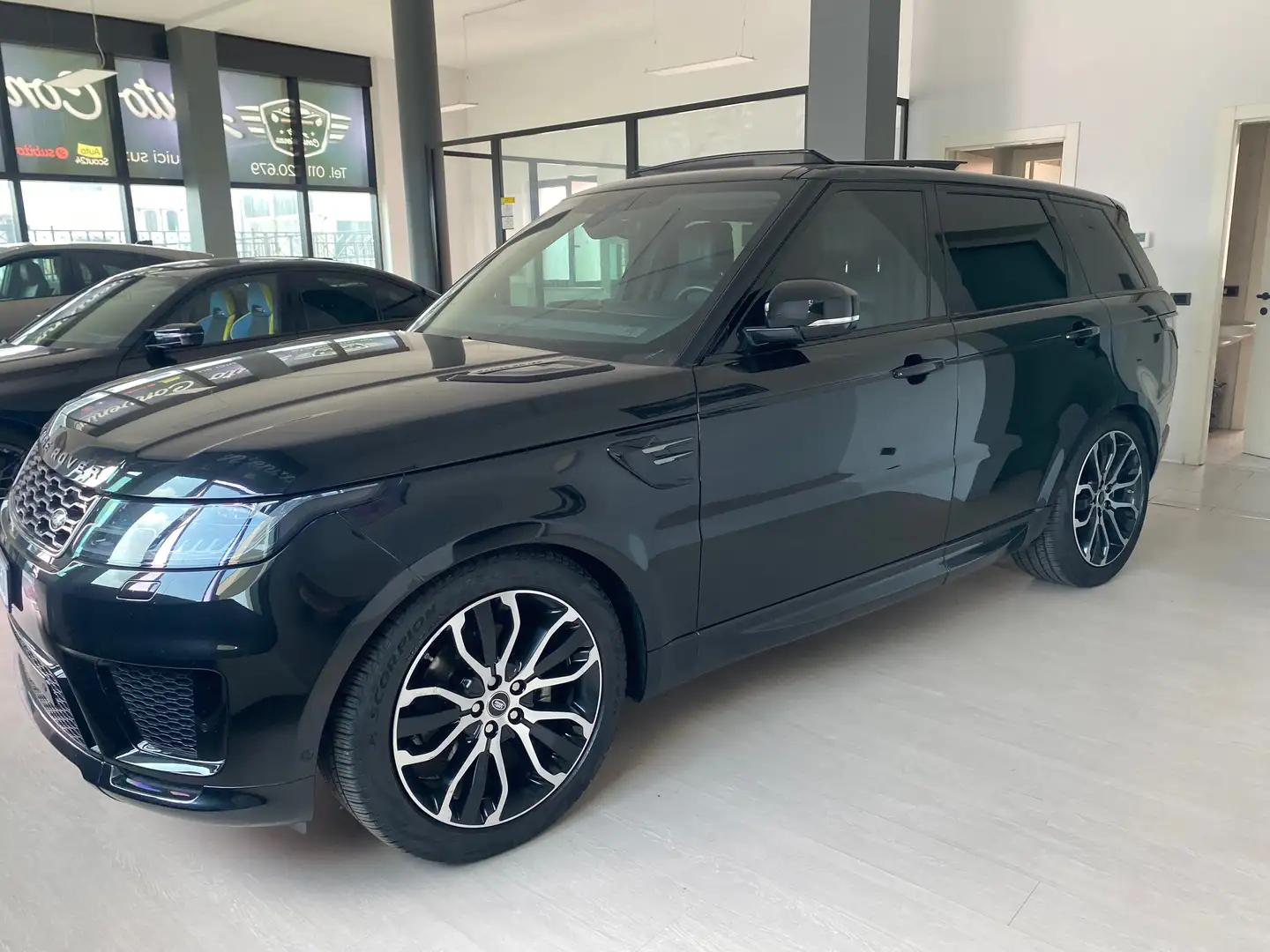Land Rover Range Rover Sport 3.0 tdV6 HSE Dynamic / Tetto apribile Schwarz - 2