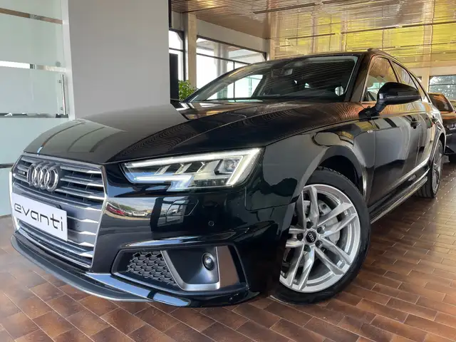 Audi A4 Avant 40 2.0 tdi QUATTRO 190cv s-tronic S-LINE