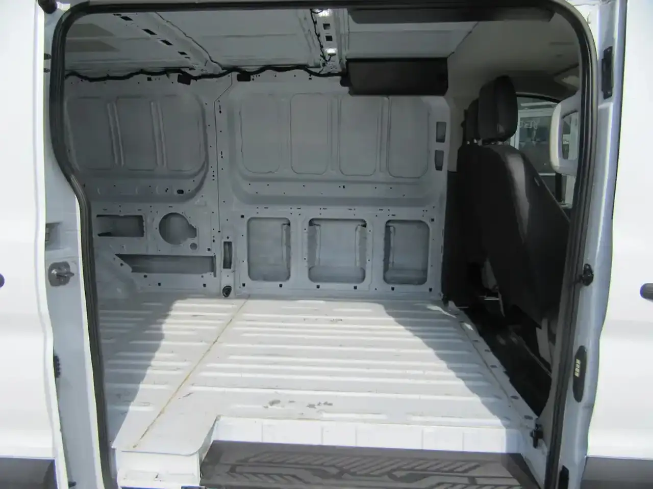 Ford Transit Cargo Van photo Ford Transit Cargo Van