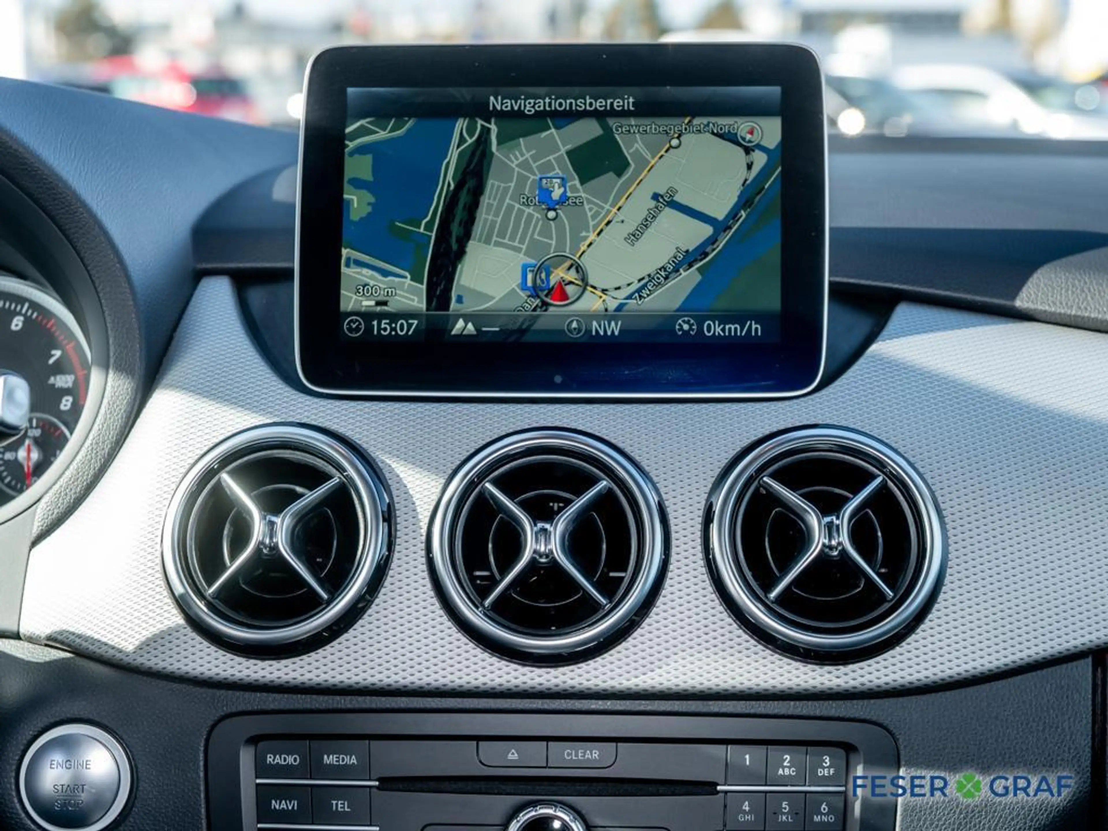 Mercedes-Benz B 220 220 Urban 4Matic Navi/Sthzg/LED/Kamera — photo 5